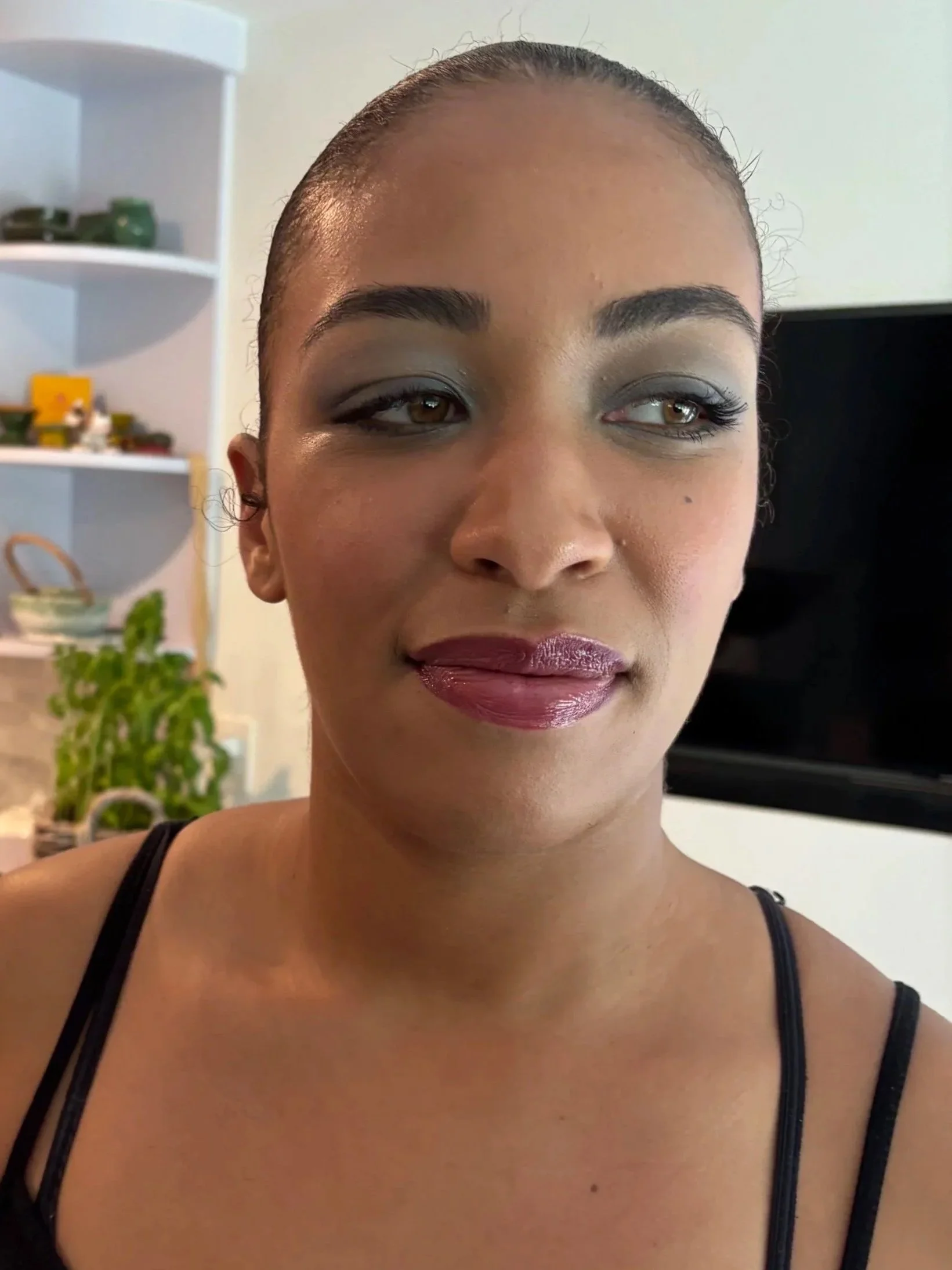 AFTER / FRONT: Beauty/Fashion - Look 1