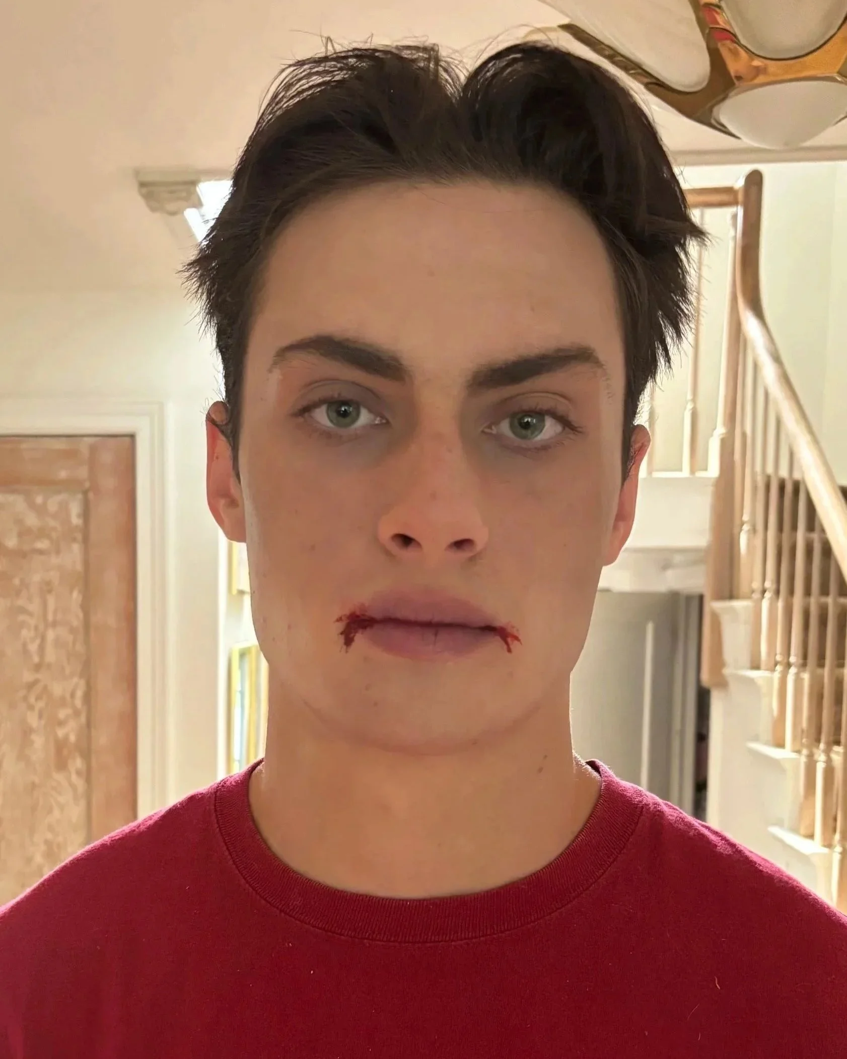 AFTER / FRONT: Character - Look 1 - Vampire