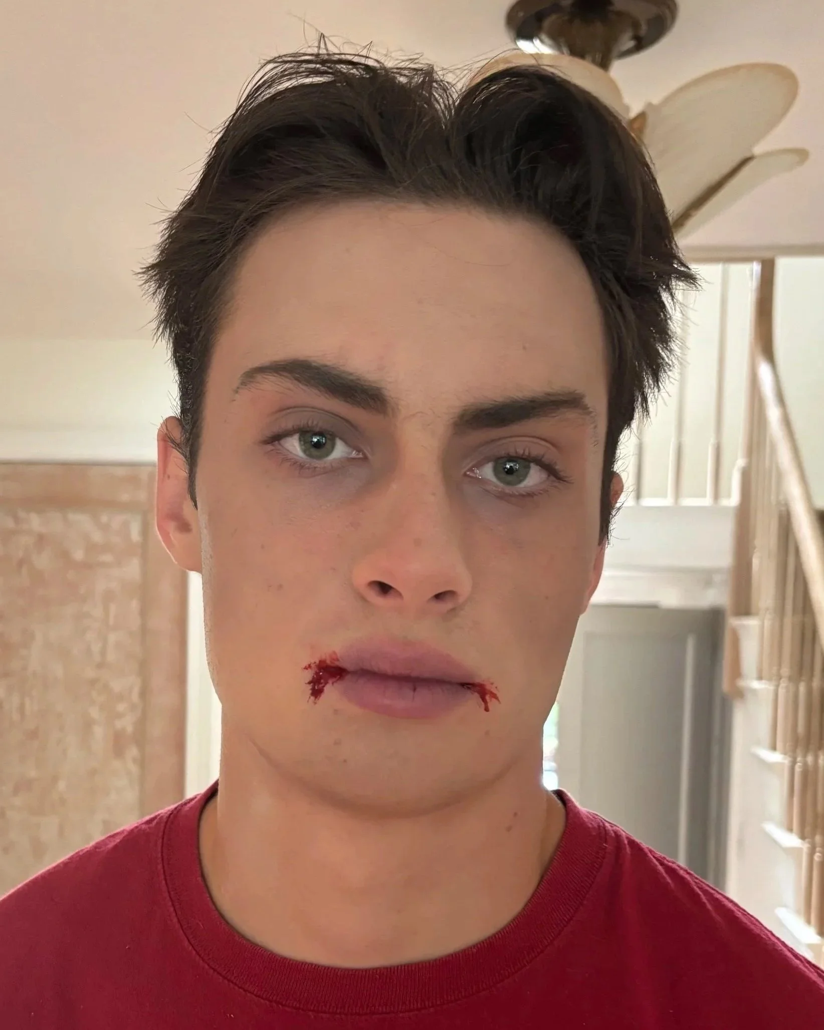 AFTER / FRONT: Character - Look 1 - Vampire
