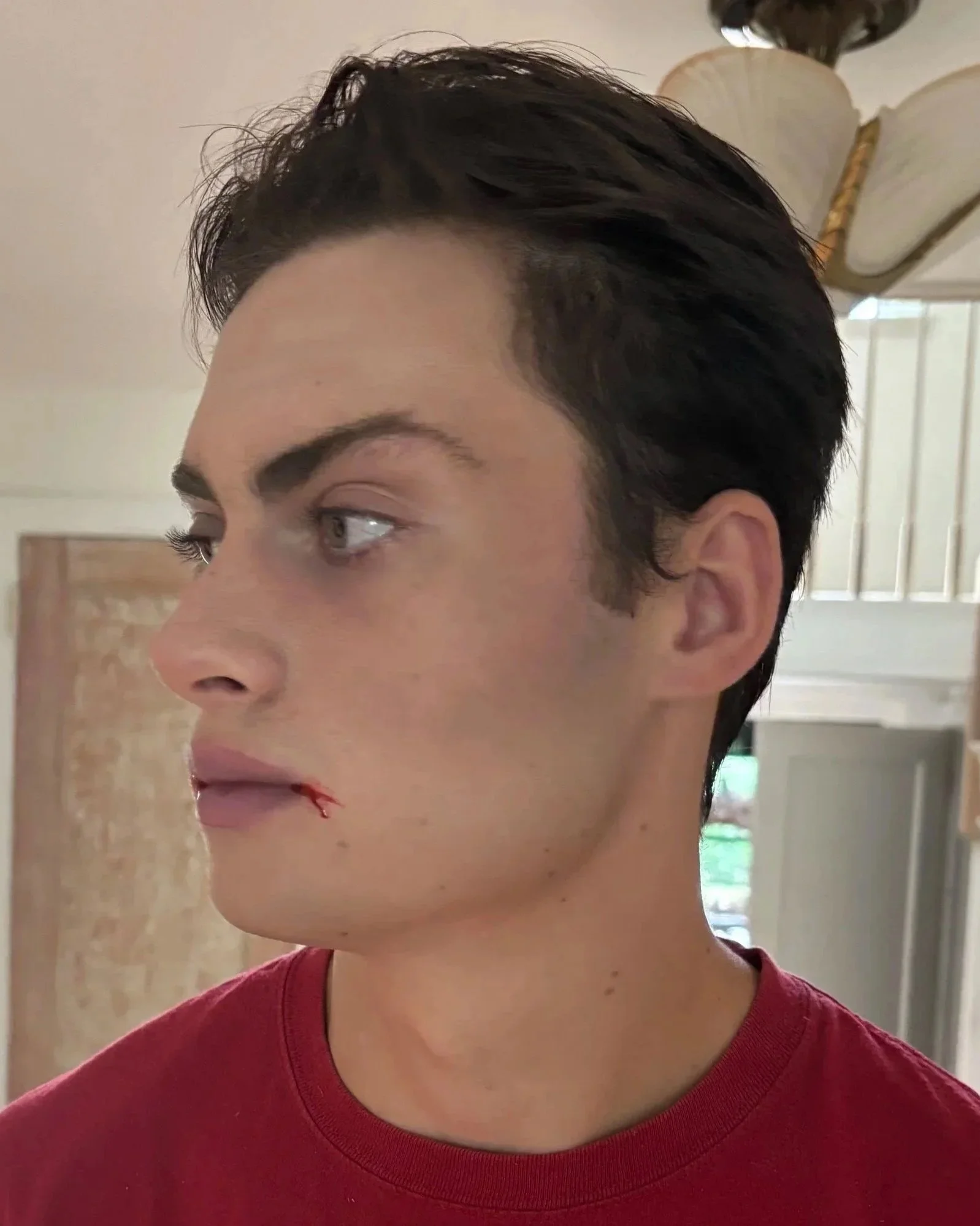 AFTER / LEFT: Character - Look 1 - Vampire