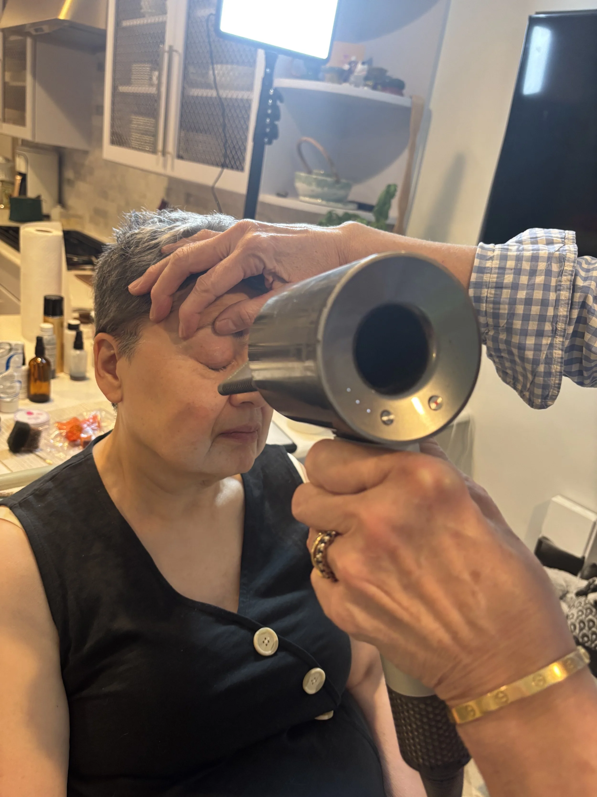 PROCESS: Aging - Stretch/Stipple - Age 55 to 65