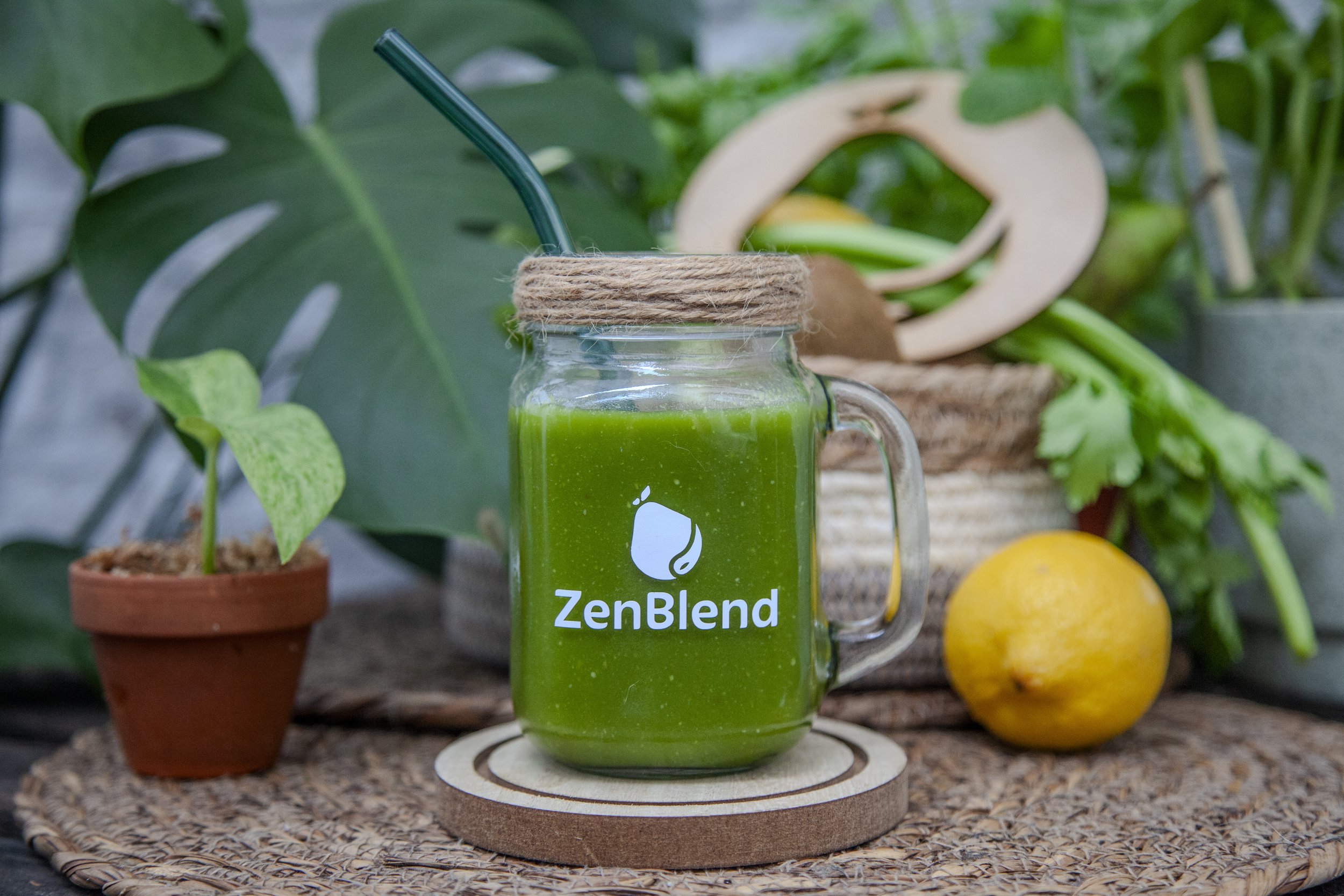 Opdract5_Smoothie_MOCKUP_ZENBLEND.jpg