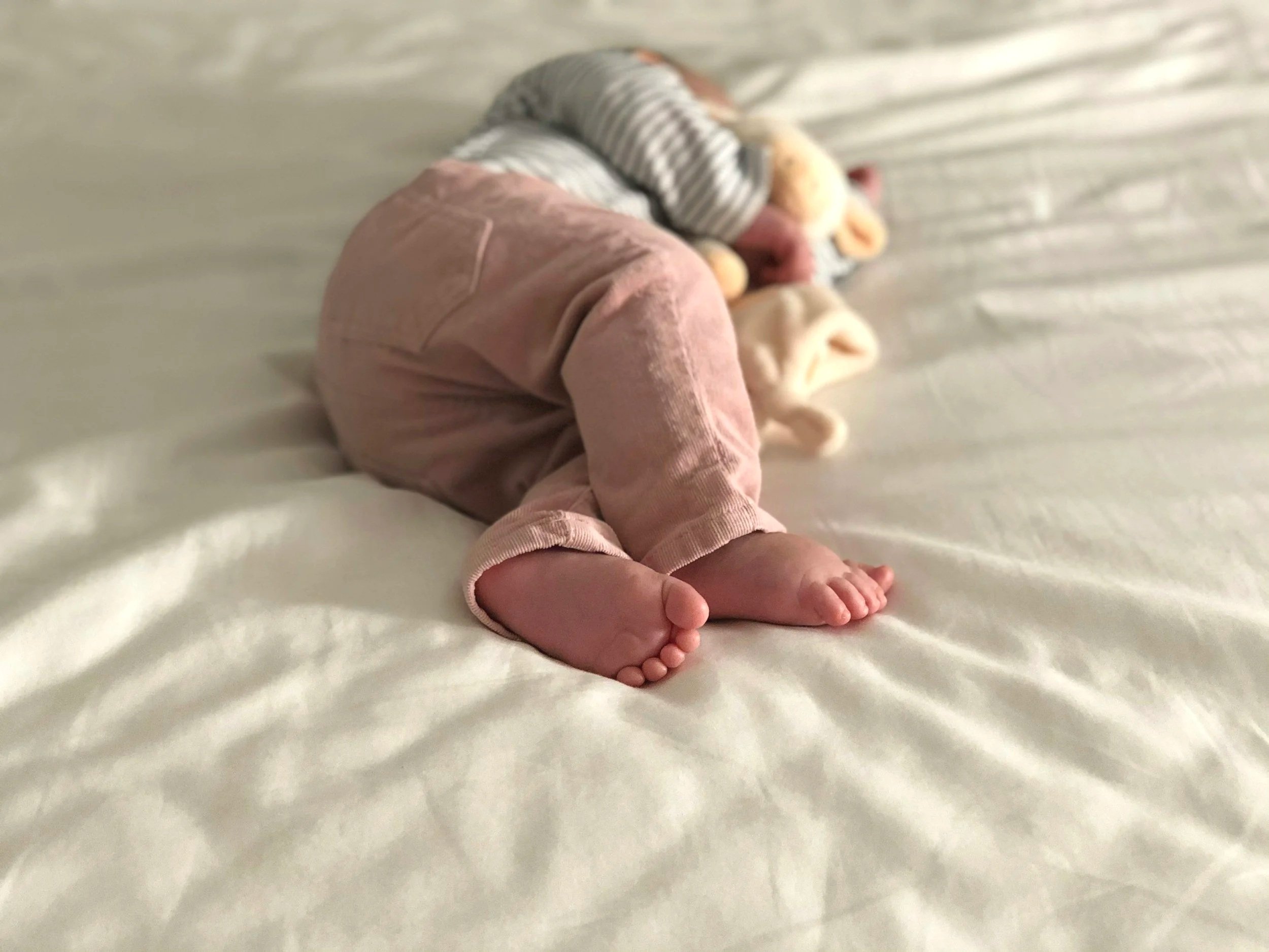 How to Sleep Train Without Cry It Out (a Gentle Montessori-Inspired Approach)