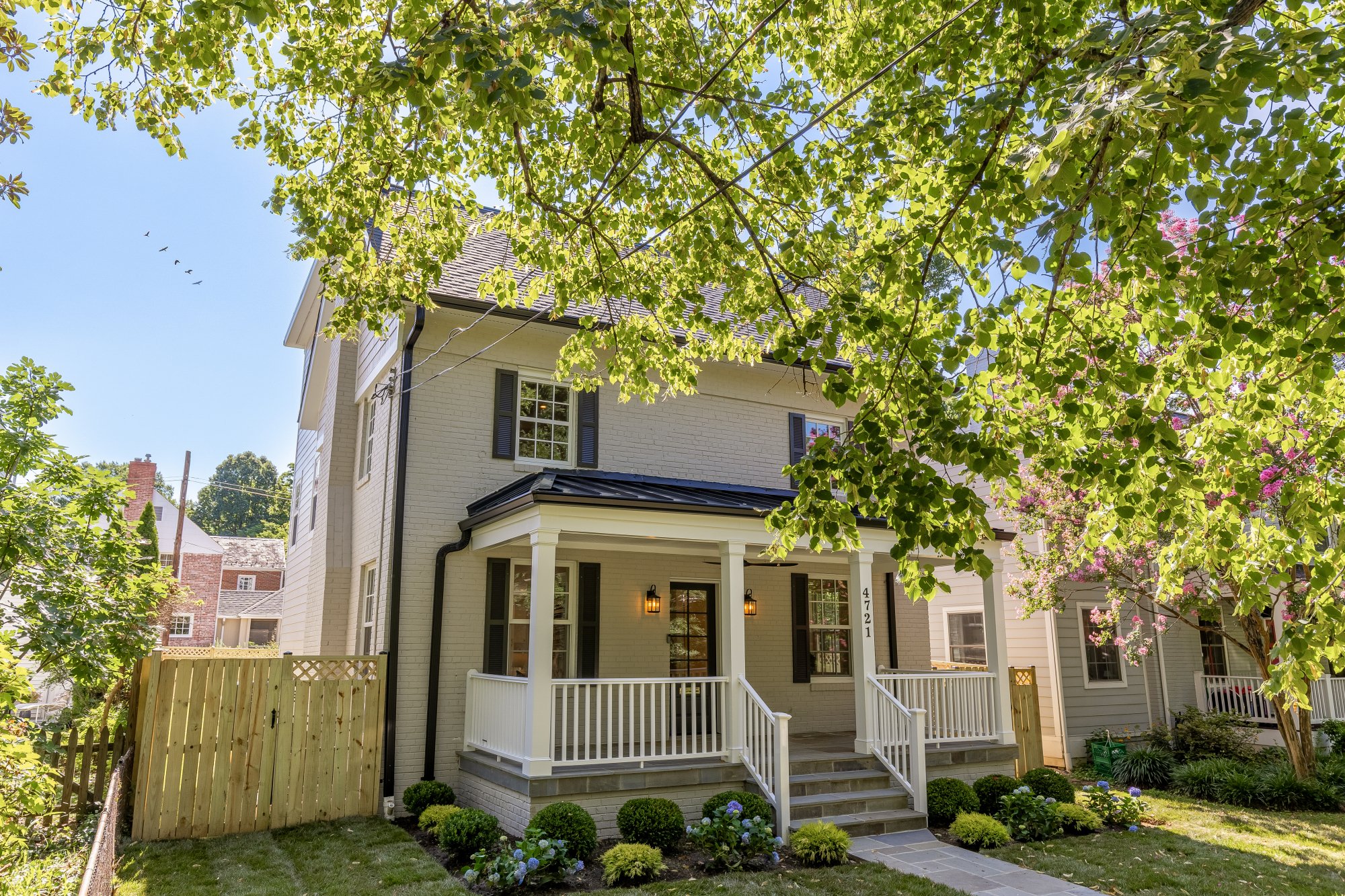 4721 45th St NW-0003.jpg