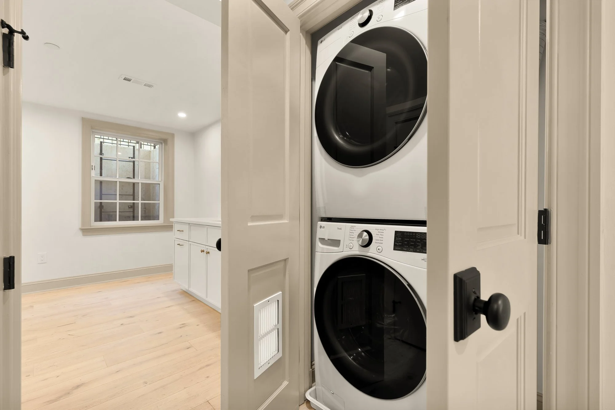 4721 45th St NW-0066.jpg