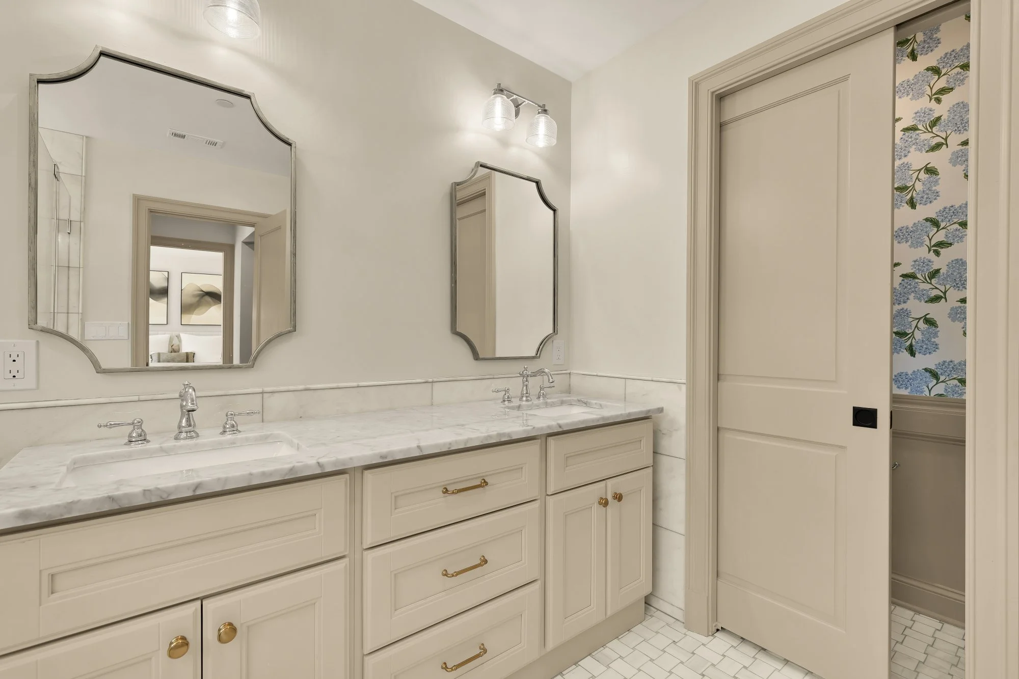 4721 45th St NW-0059.jpg