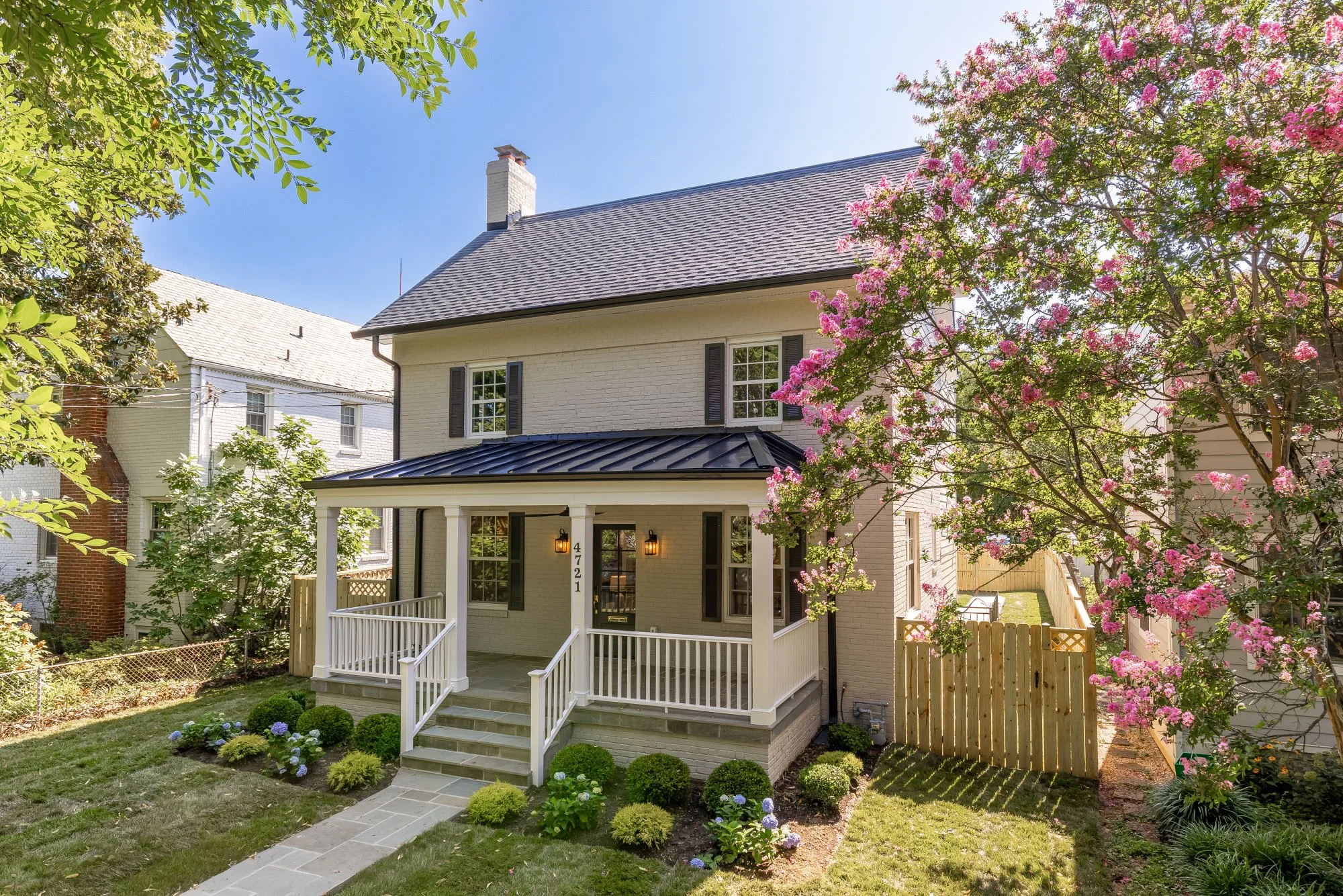 4721 45th St NW-0002.jpg