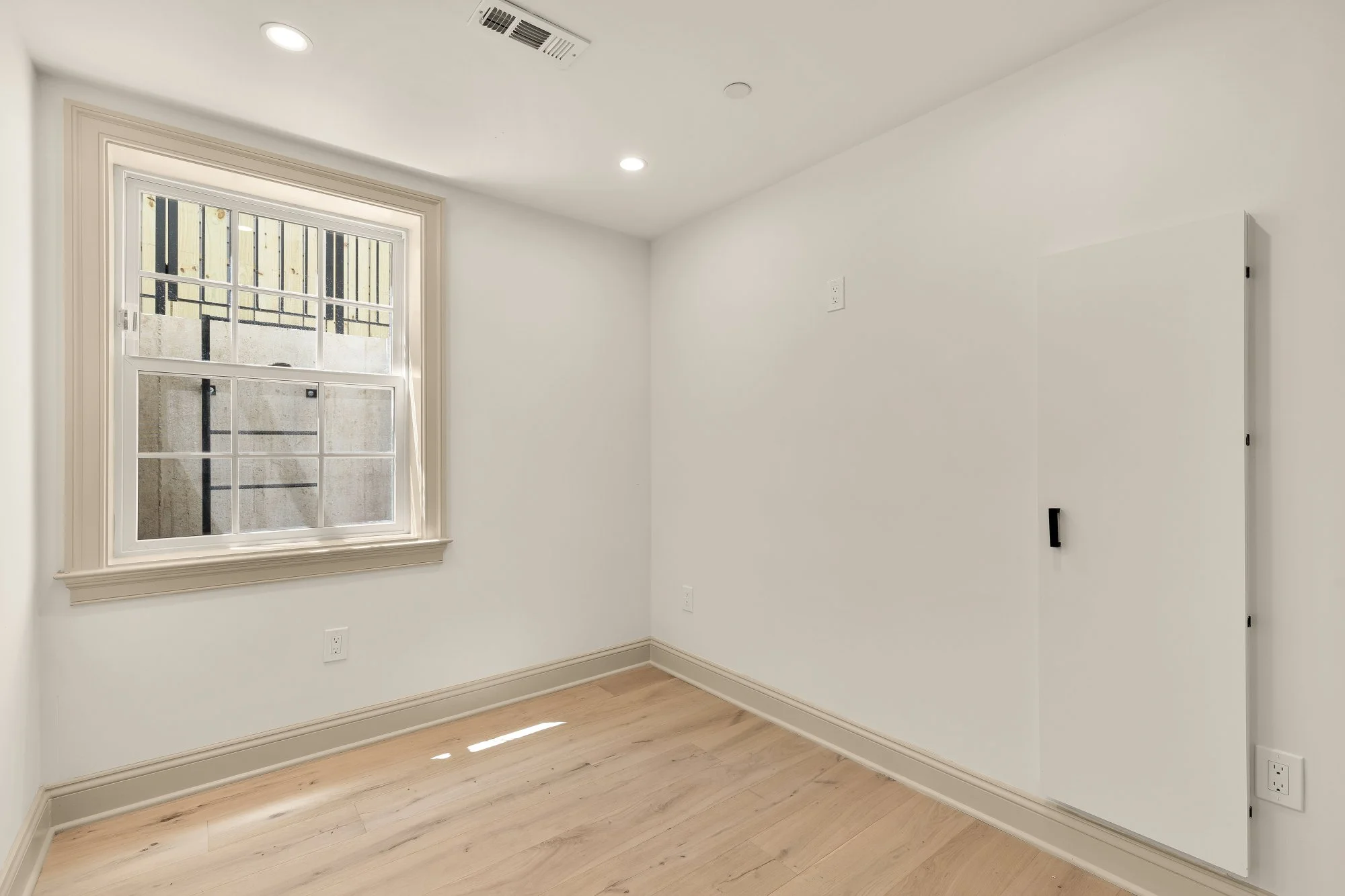 4721 45th St NW-0067.jpg