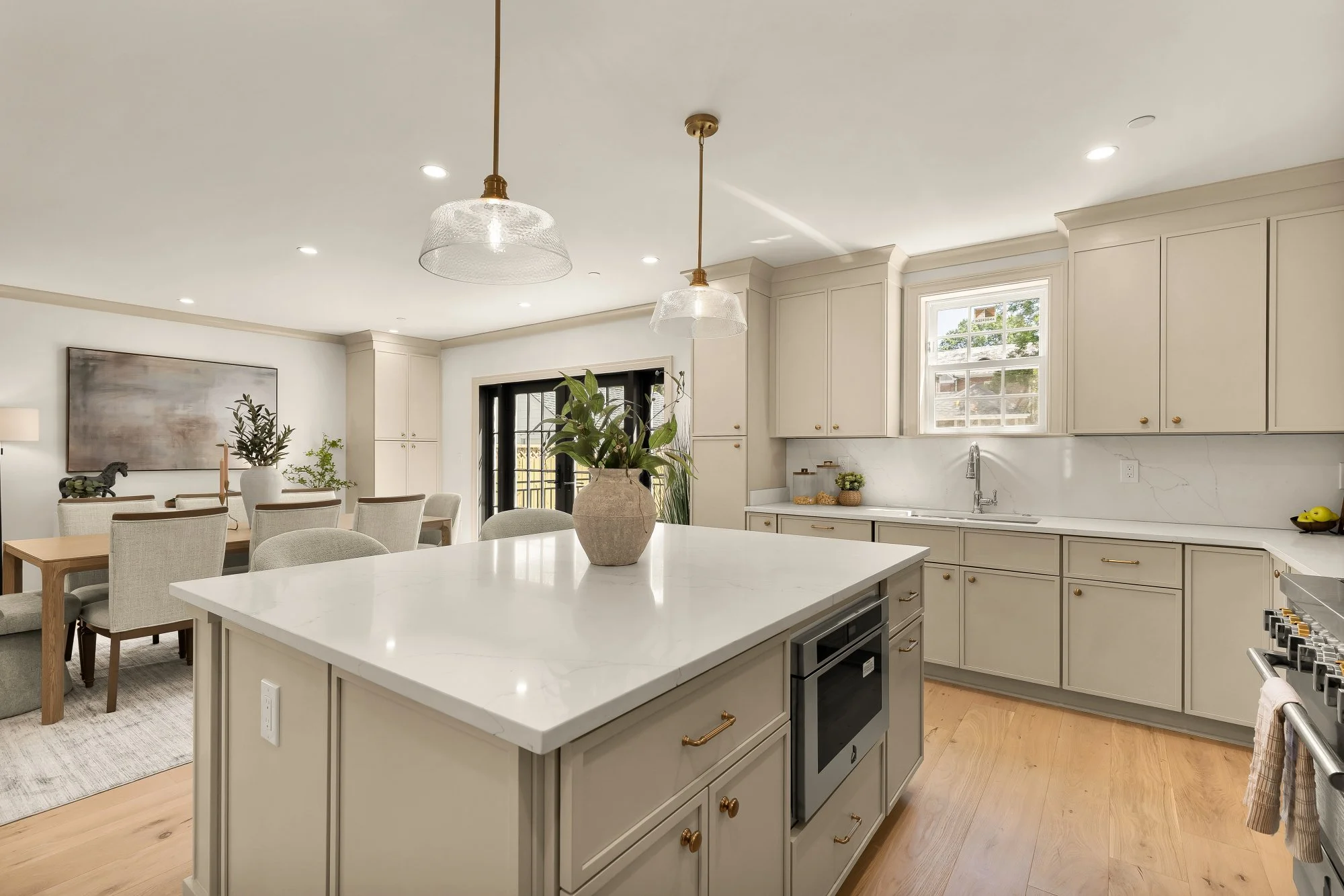 4721 45th St NW-0025.jpg