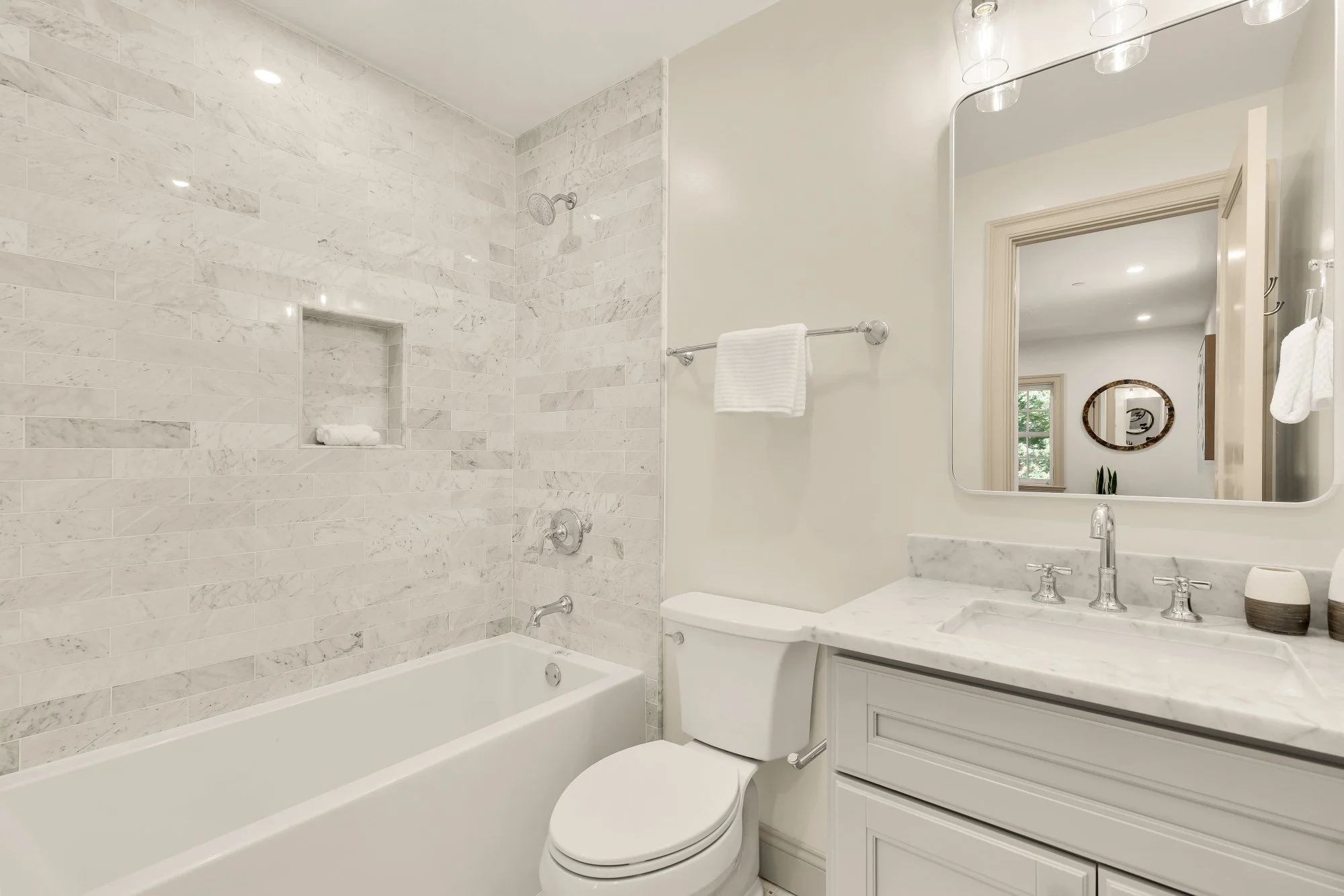 4721 45th St NW-0038.jpg