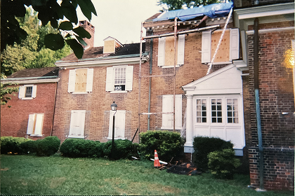 Woodford Mansion fire 2003