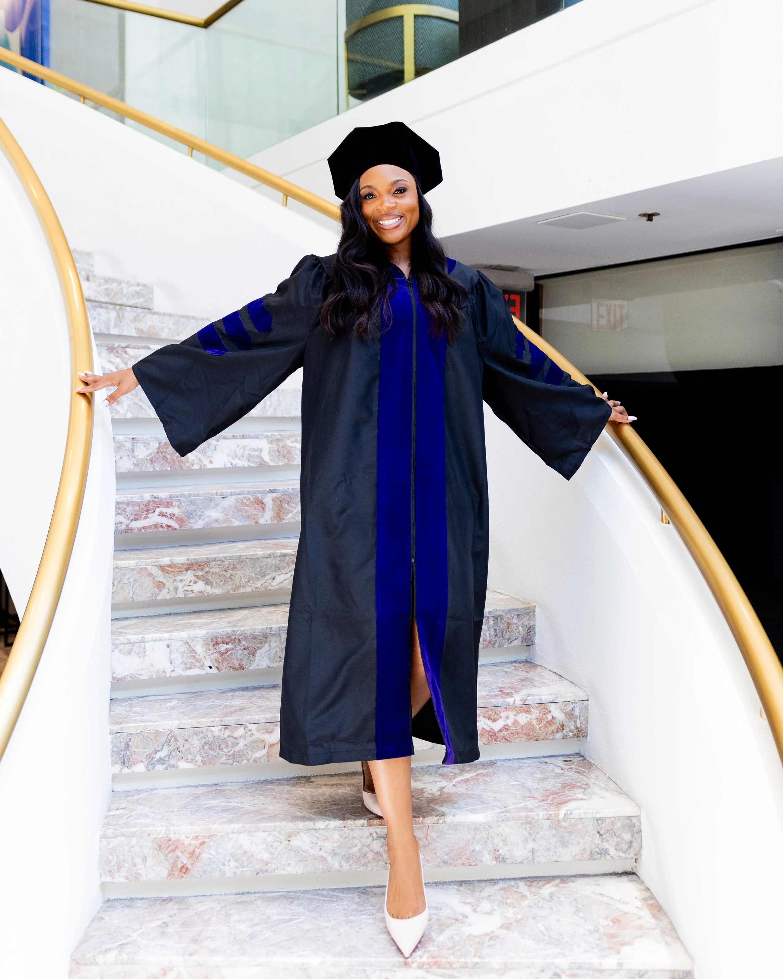 Atlanta's John Marshall Graduation Photoshoot 