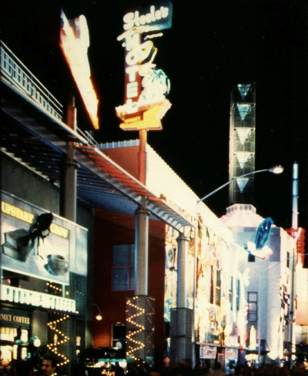 	
Nighttime exterior view at the Universal CityWalk