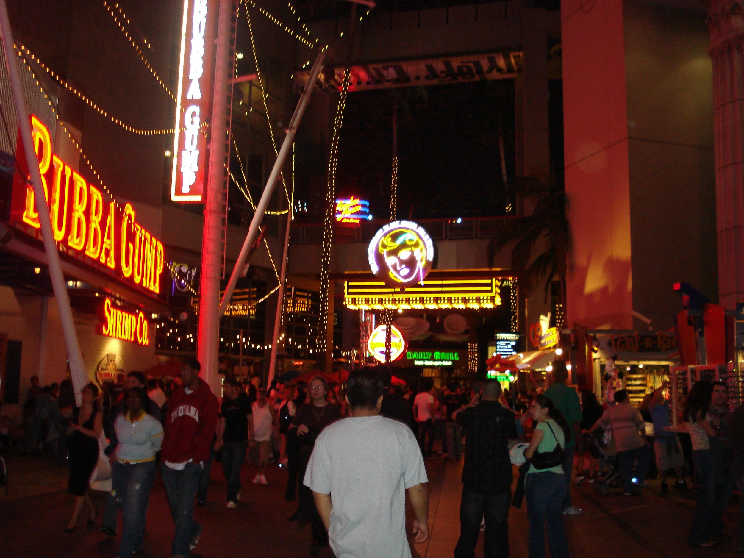 Nighttime exterior view at the Universal CityWalk 