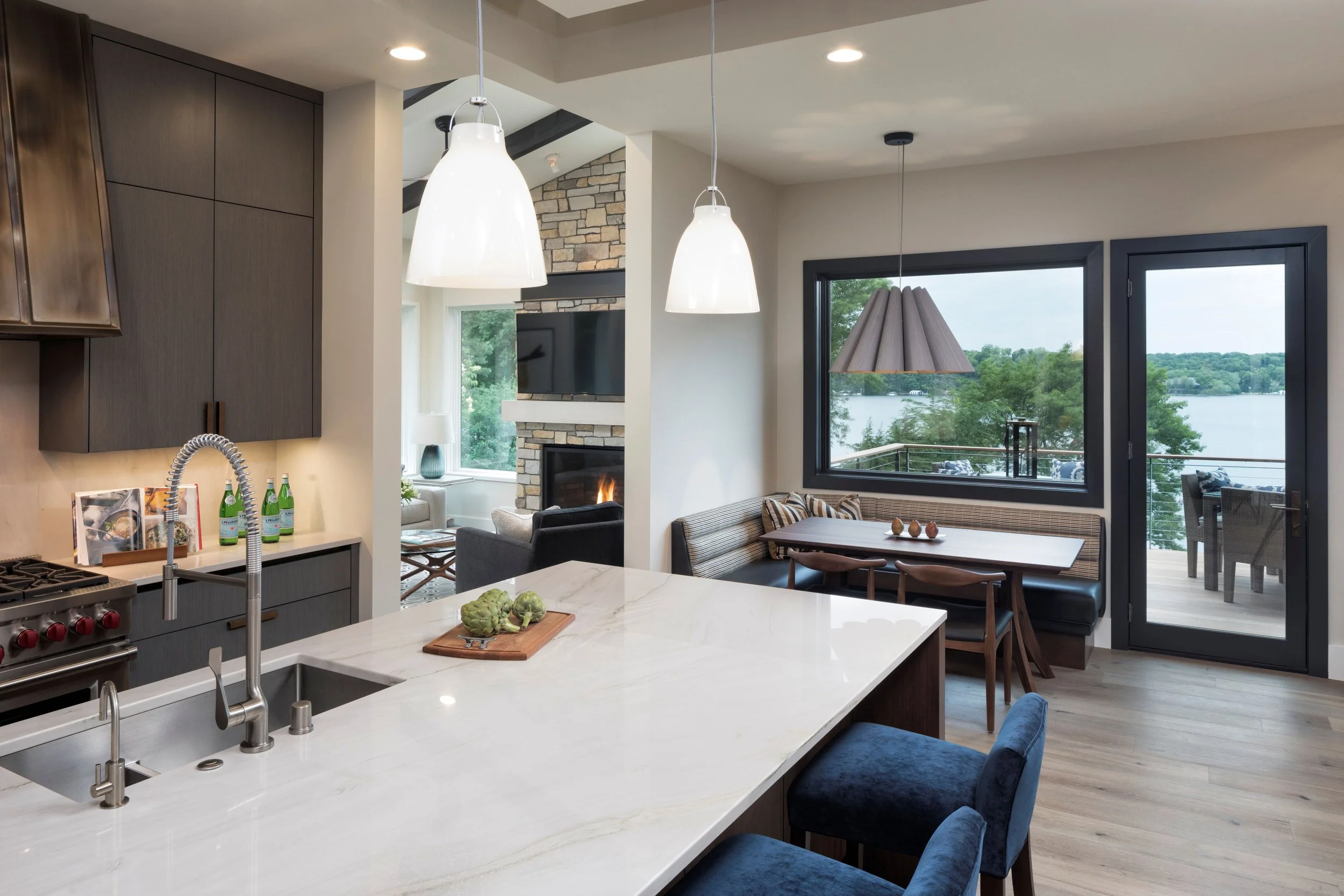 Kitchen-Casual Dining Rm web.jpg