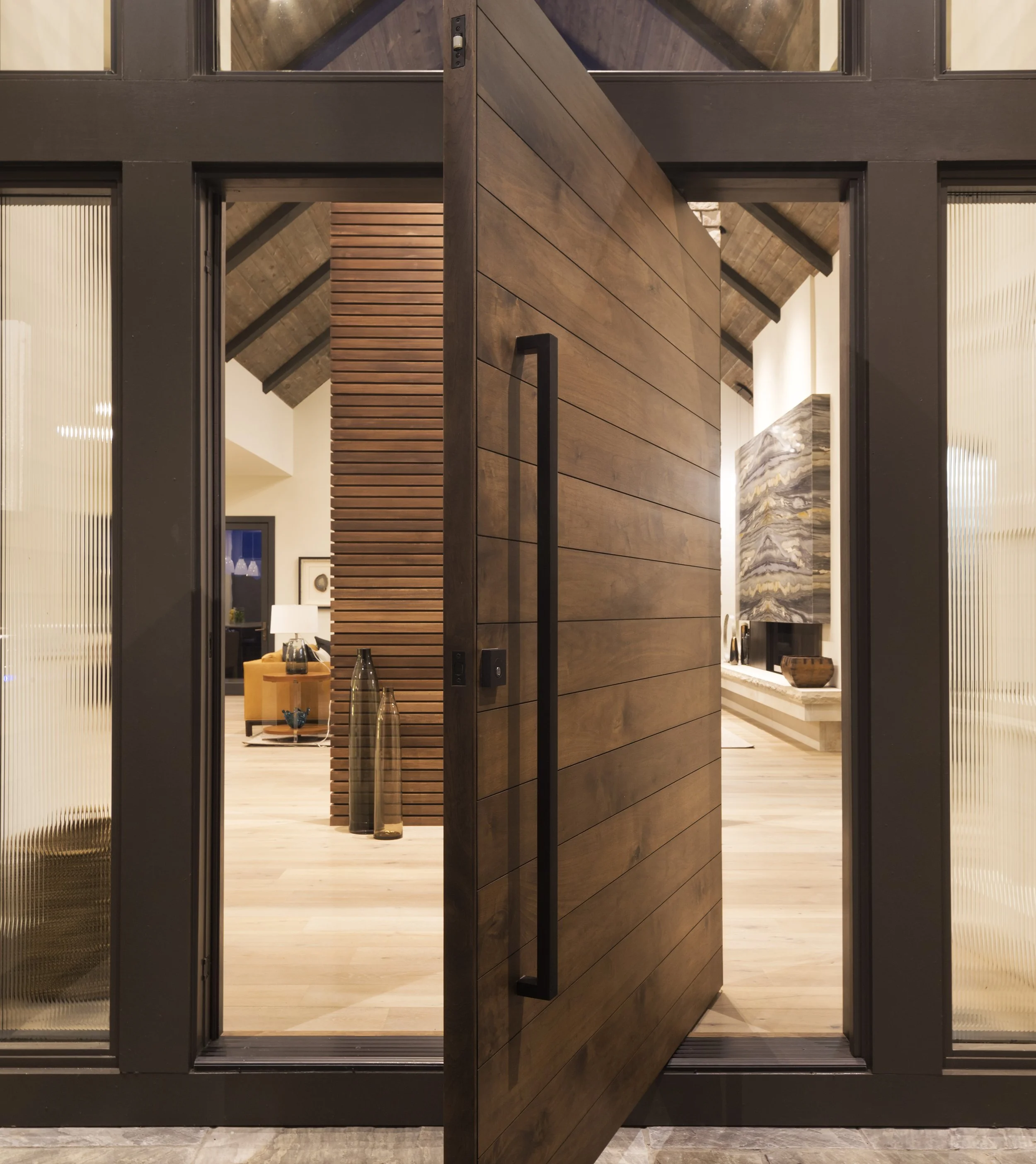 Pivot Front Door 2-web.jpg