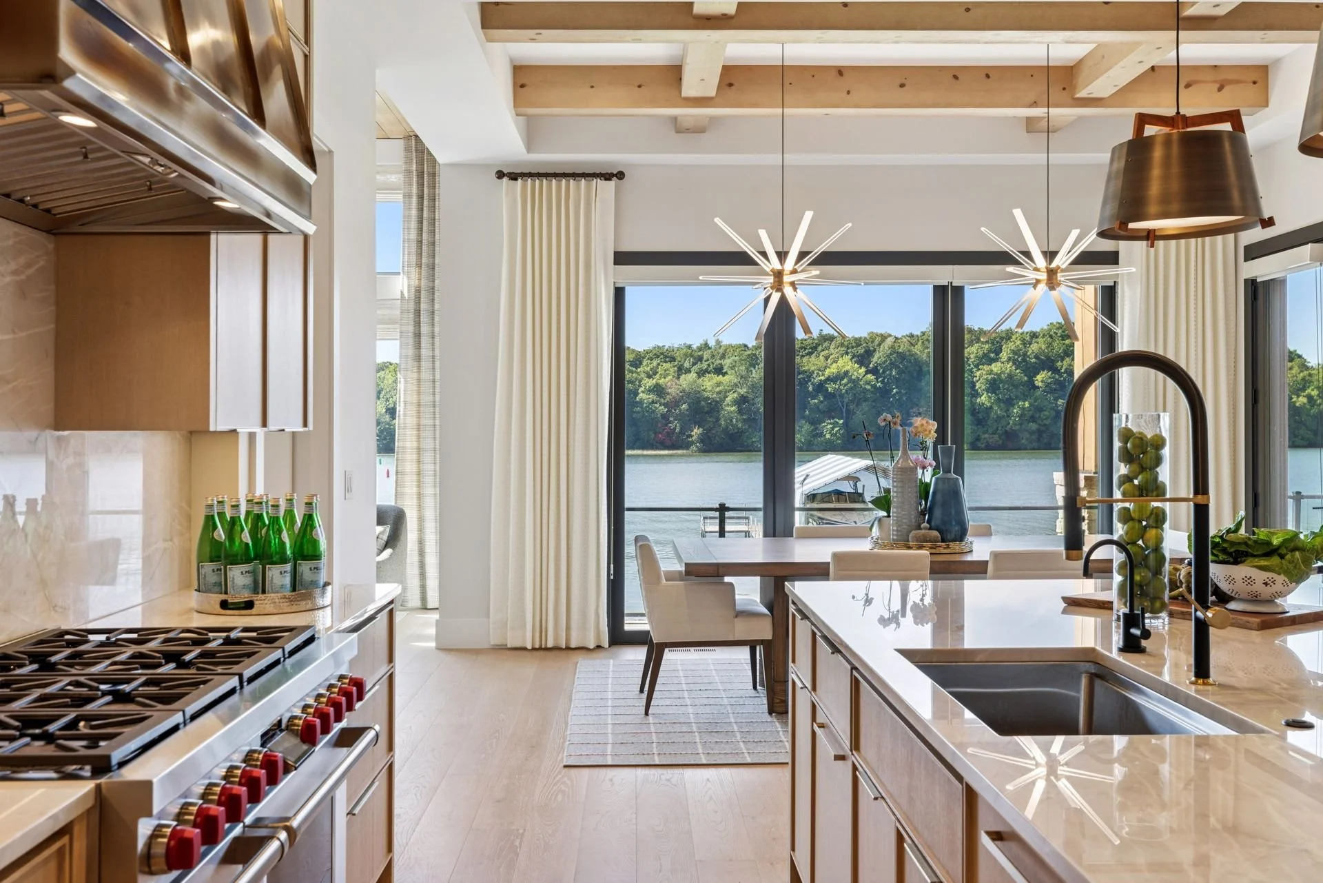 Enchanting_Kitchen to Dining - 0019.jpg