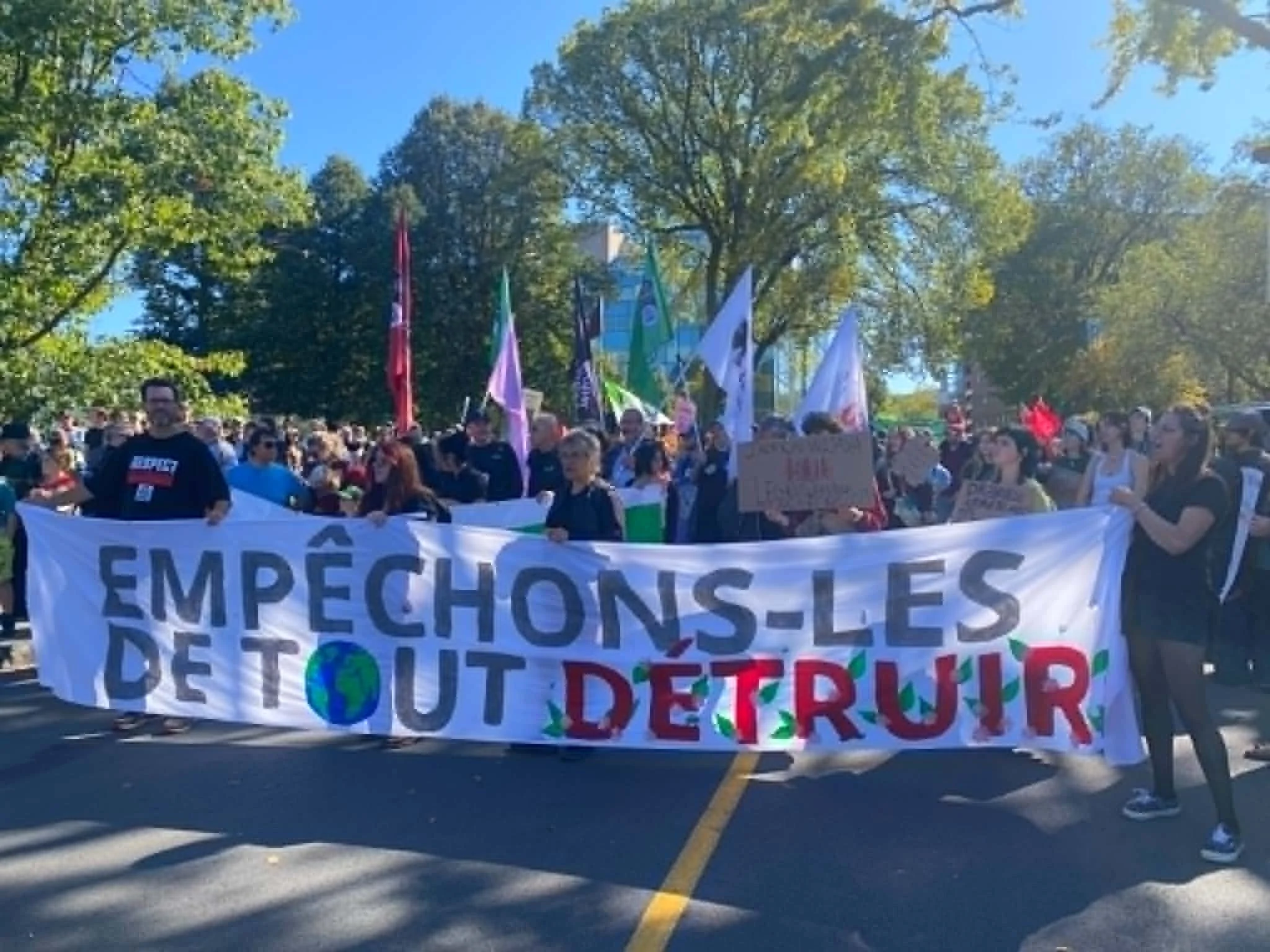 Plusieurs acteurs sociaux organisent une grande mobilisation le 27 septembre pour la justice climatique et sociale