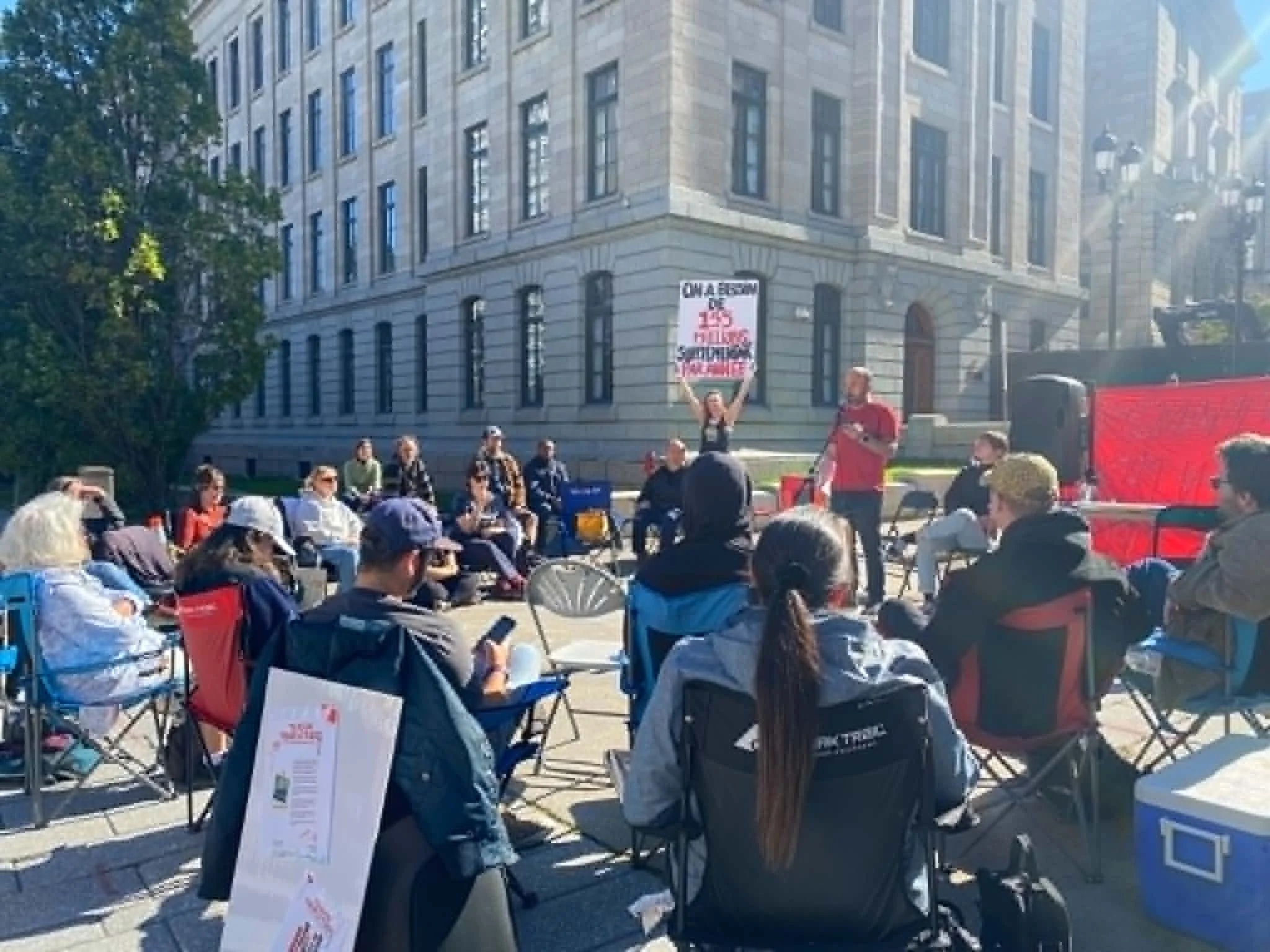 Journée de mobilisation pour les groupes de défense collectives des droits lors de la rentrée parlementaire