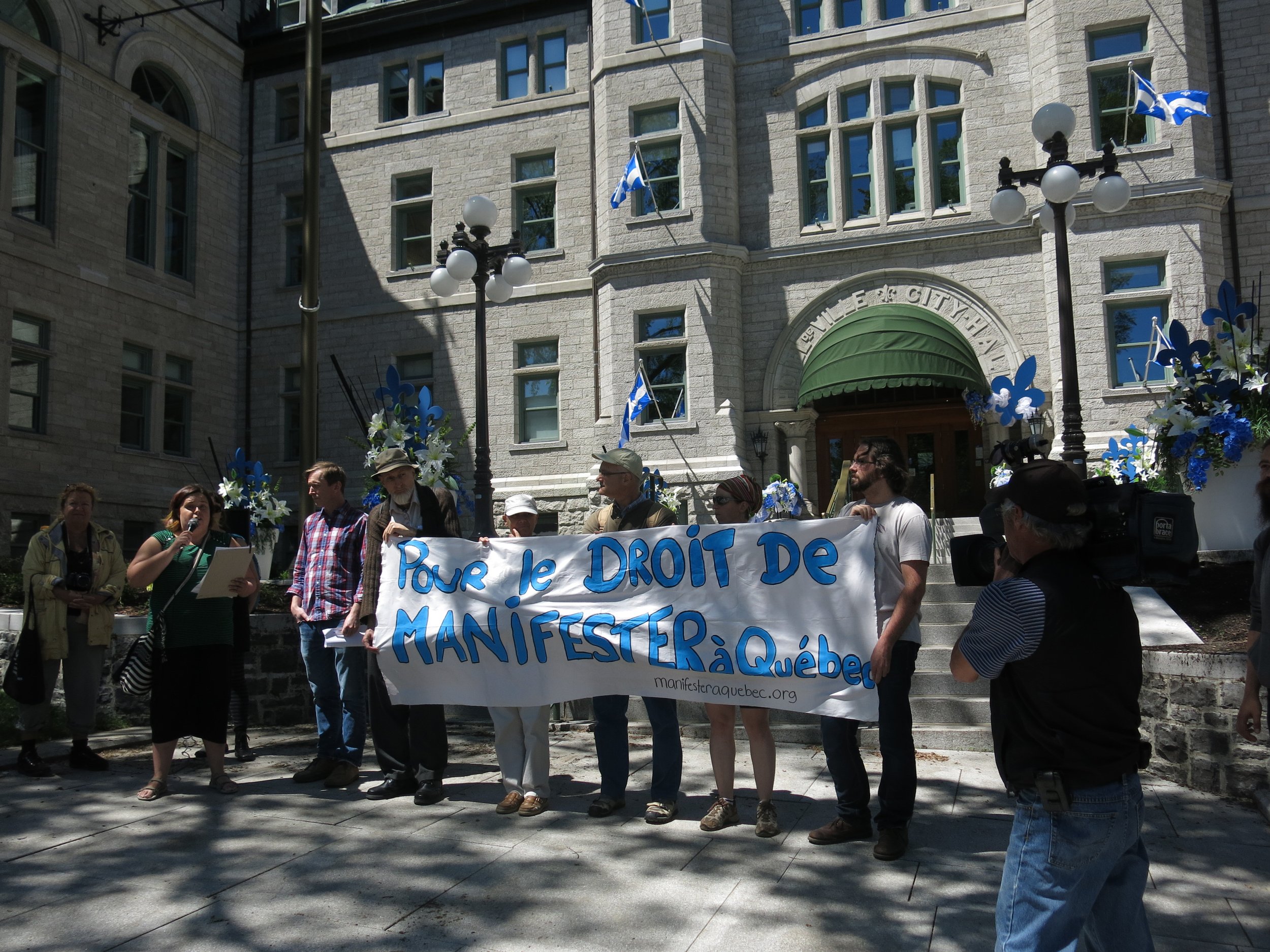 Droit de manifester à Québec - Une coalition dépose une déclaration appuyée par 3890 personnes