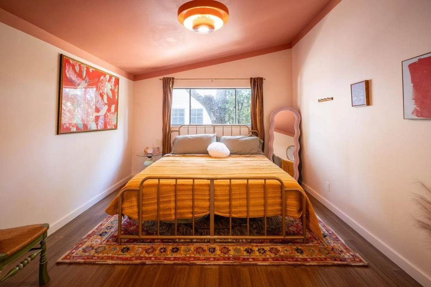 We&rsquo;re bringing back the best of the decade with this retro-inspired refresh. A modern take on 70s design, perfect for a modern cowboy or cowgirl looking for a little extra soul. 📍 Serving the Austin &amp; Hill Country area.
🔗 Tap the link in 