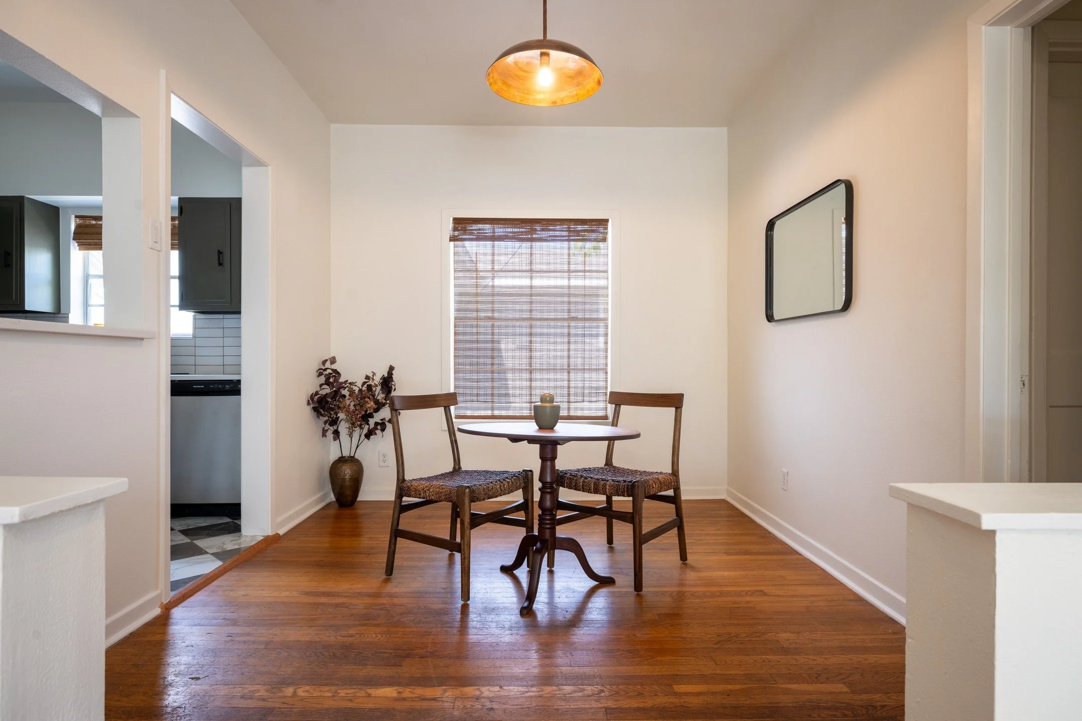 A cozy dining space for two in this sweet central Austin bungalow. We love interesting tiny spaces that sit at the heart of the home. 

#remodel #vintagehome #vintage #construction #contracting #smallhomes #apartments #bungalows #gc #contracting #des