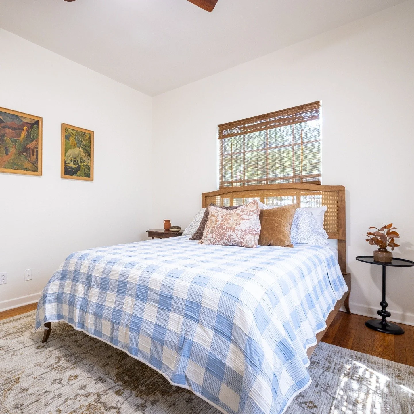 Ready to sell your home? Our services include tackling all of your to list as well as home staging for when you're ready to make that next move.

#remodel #home #contracting #gc #design #homestaging #realestate #austin #texas #atx

@ryanmhildy
@britt
