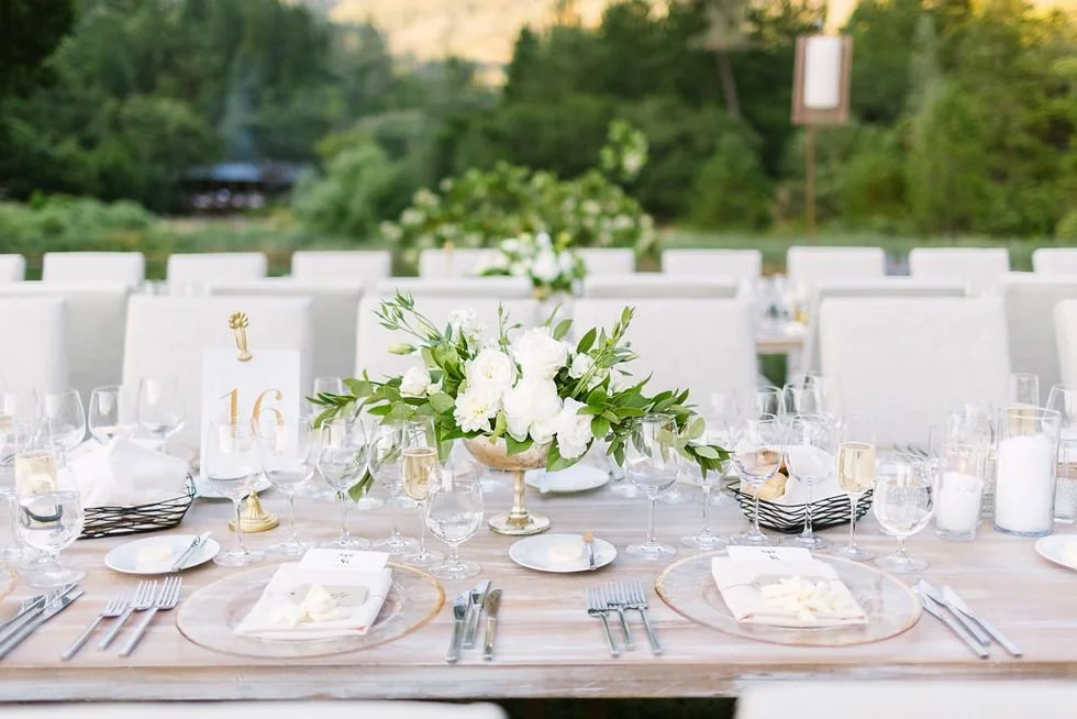 Spring Wedding Florals: Embrace Local, Seasonal Blooms