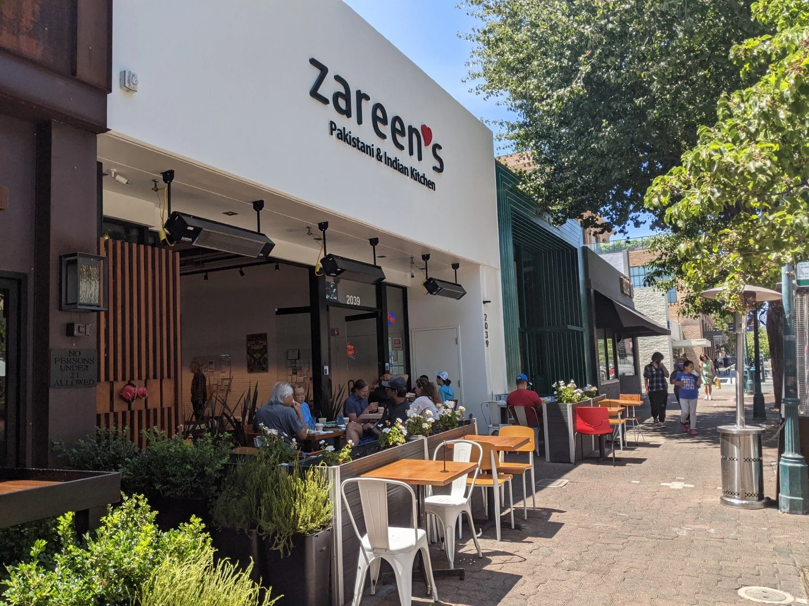 Zareen's Restaurant: Appreciating Heritage + Good Food