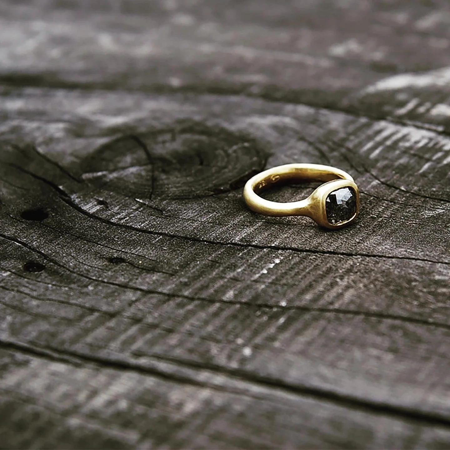 Bespoke 18k and diamond ring