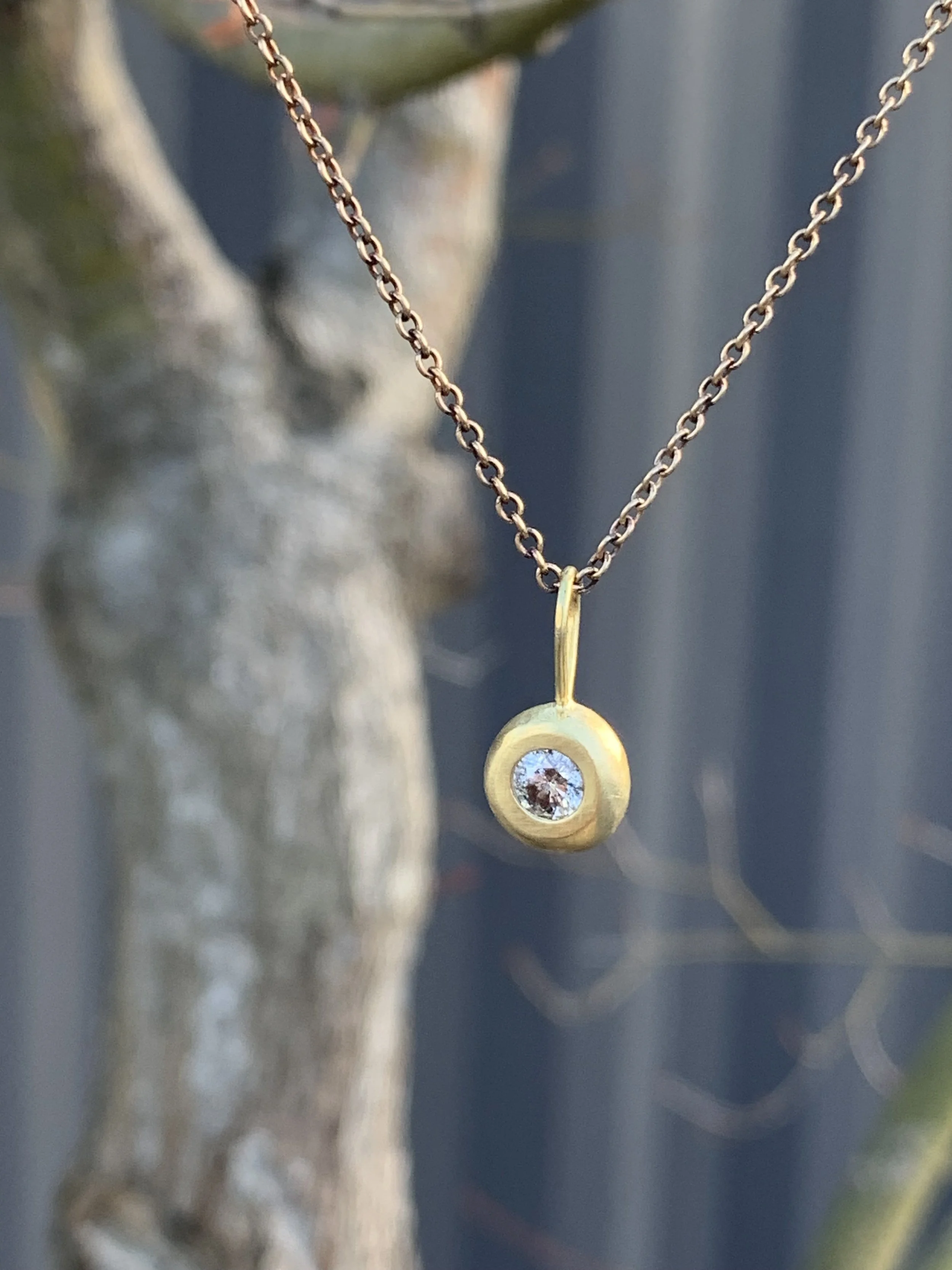 Heirloom diamond pendant in 18k yellow gold