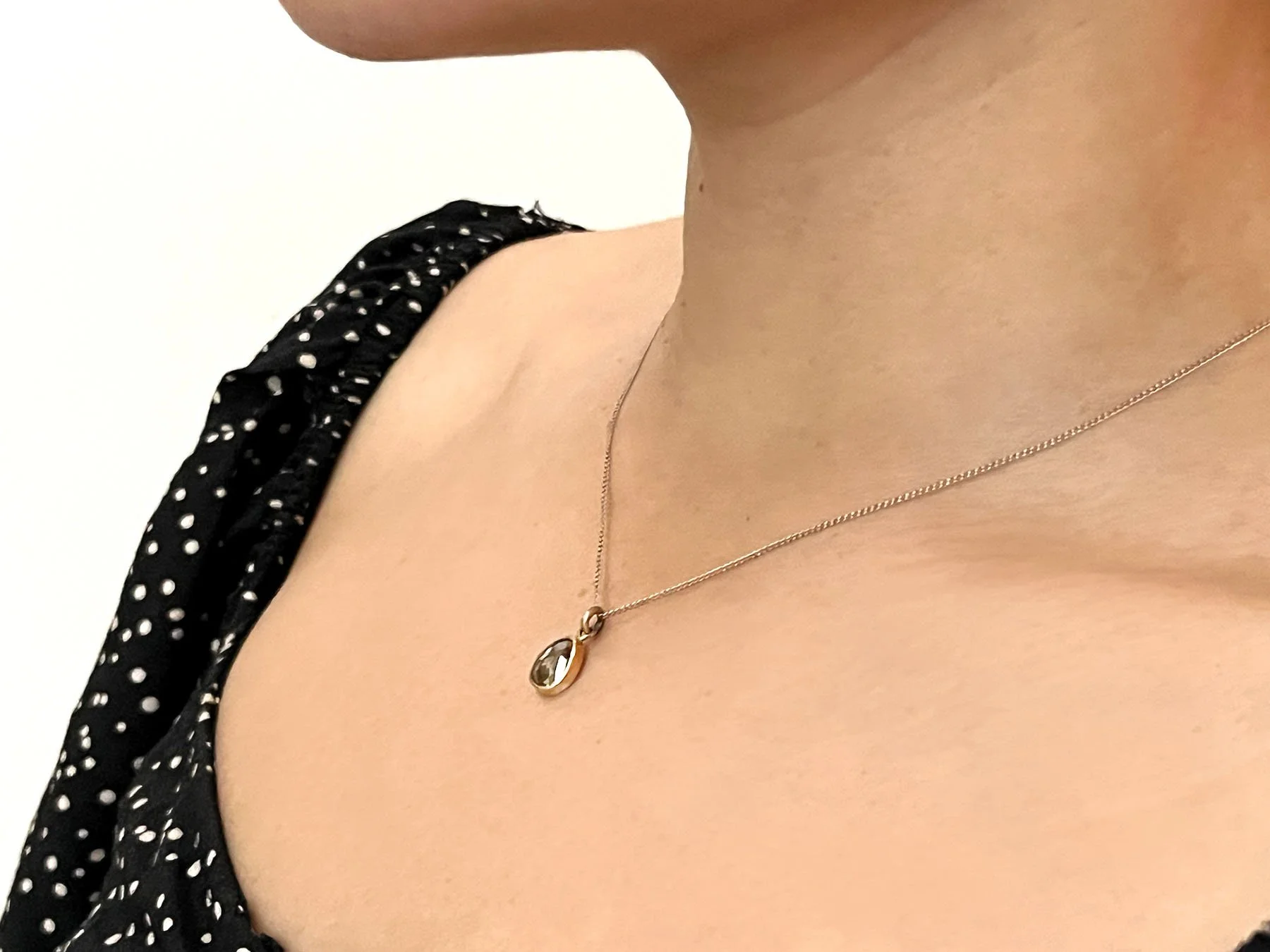 Rosecut diamond pendant