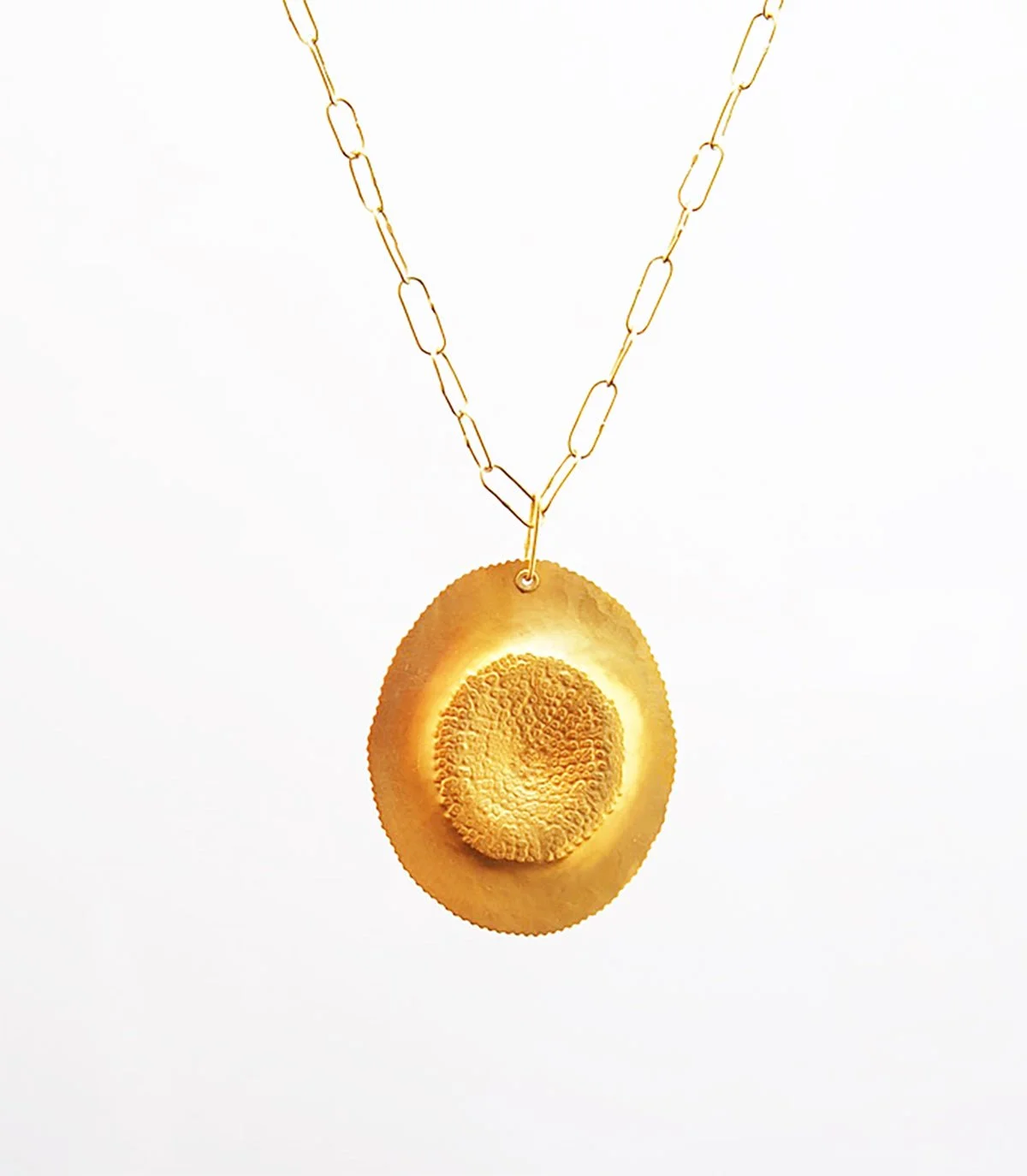 Pollen Pendant (2022)