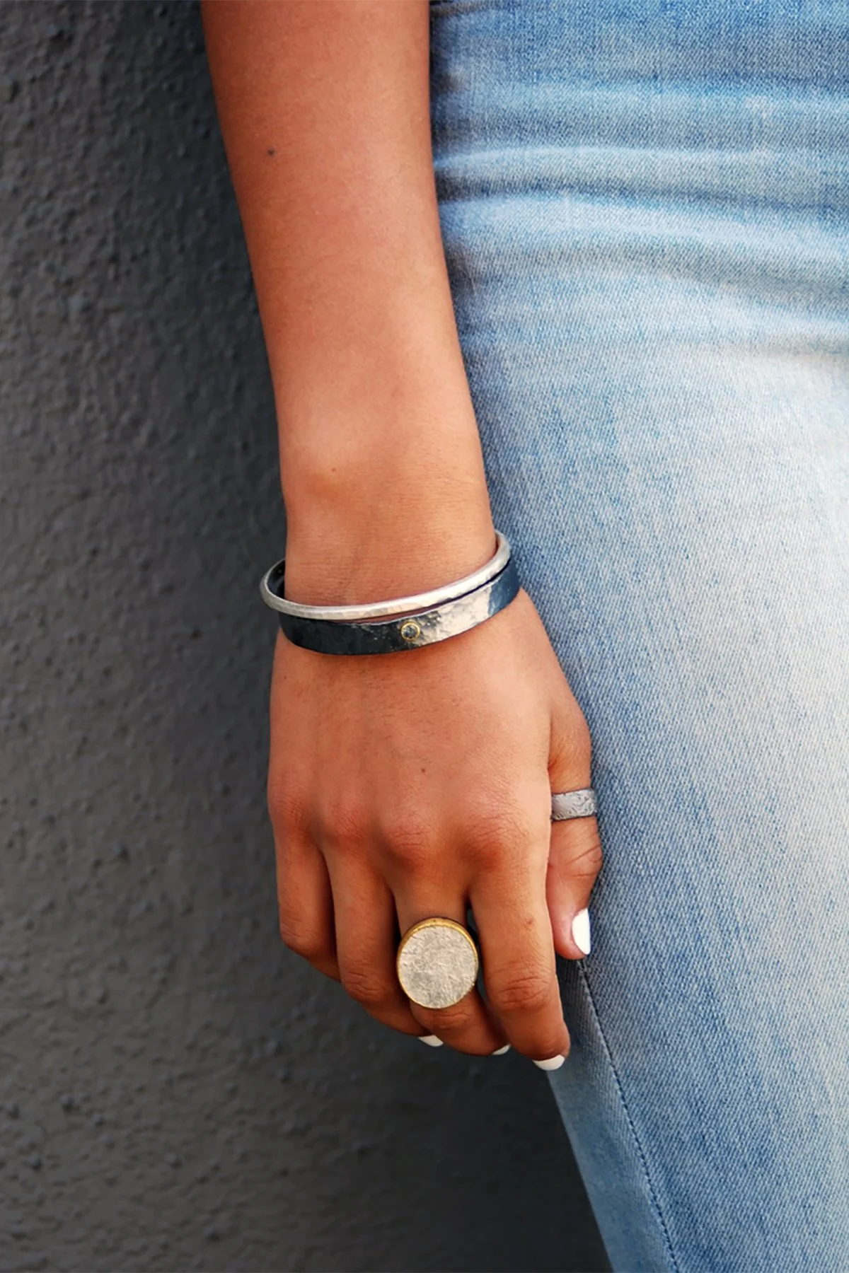 Silk portrait ring