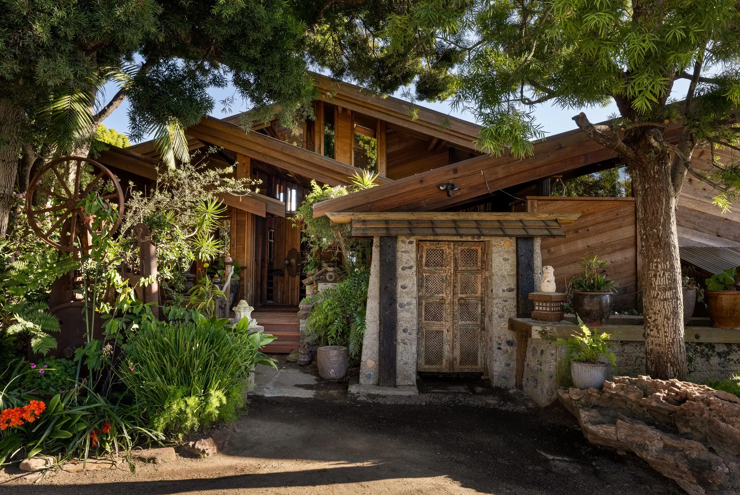 353 Glenmont Dr - WEB + MED RES-4.jpg