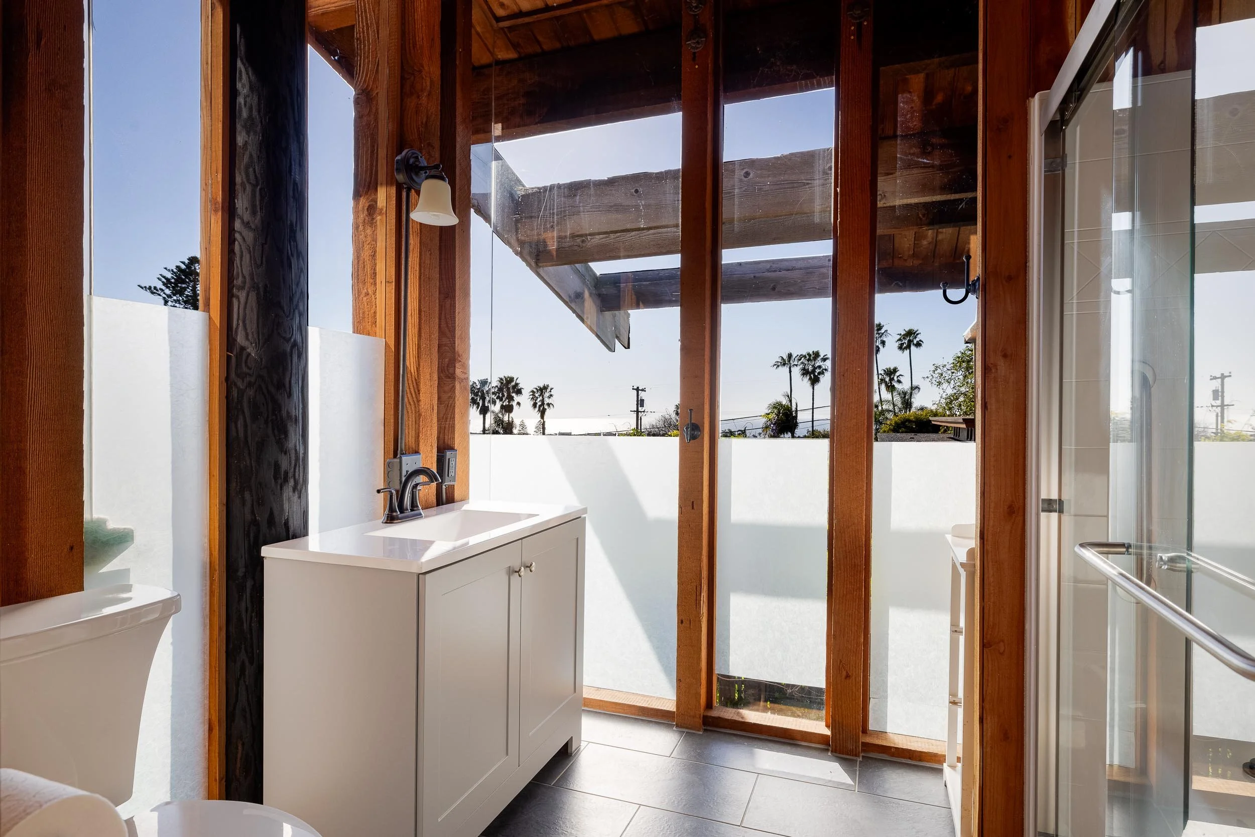 353 Glenmont Dr - WEB + MED RES-28.jpg