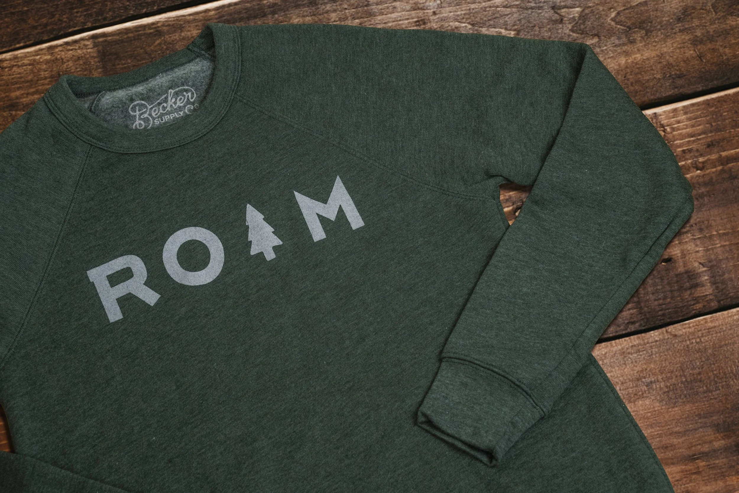 Becker_Roam_Crewneck_01.jpg