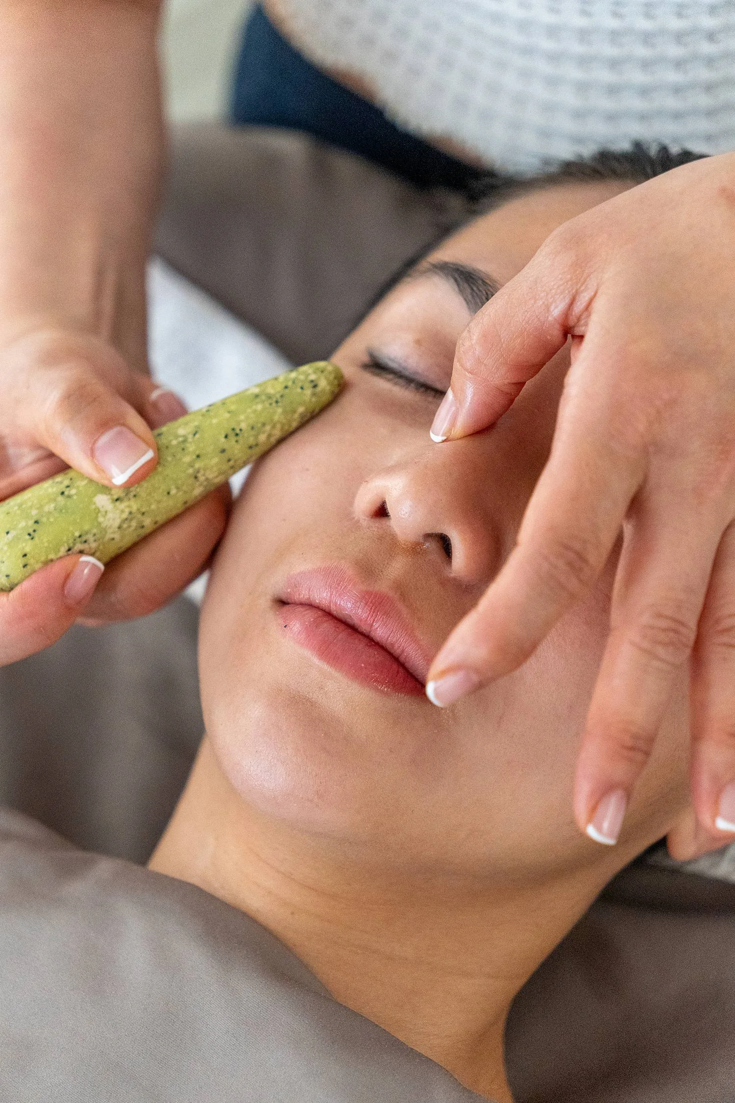 best-facial-vancouver-bc-lumiere-lifting-method_0186.jpg