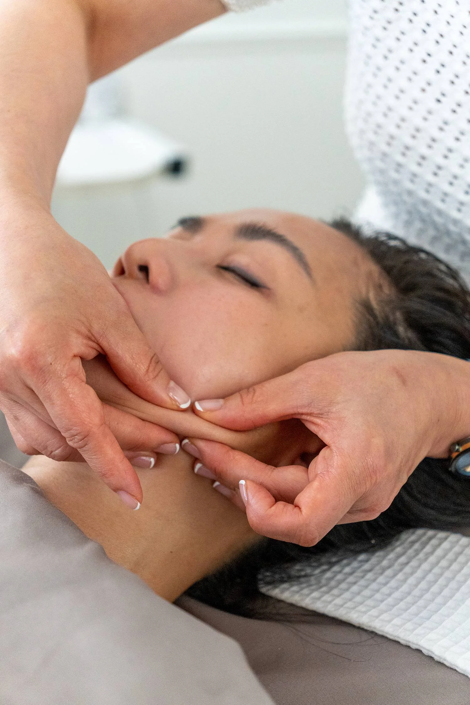 best-non-surgical-facial-vancouver-bc-lumiere-lifting-method_0073.jpg
