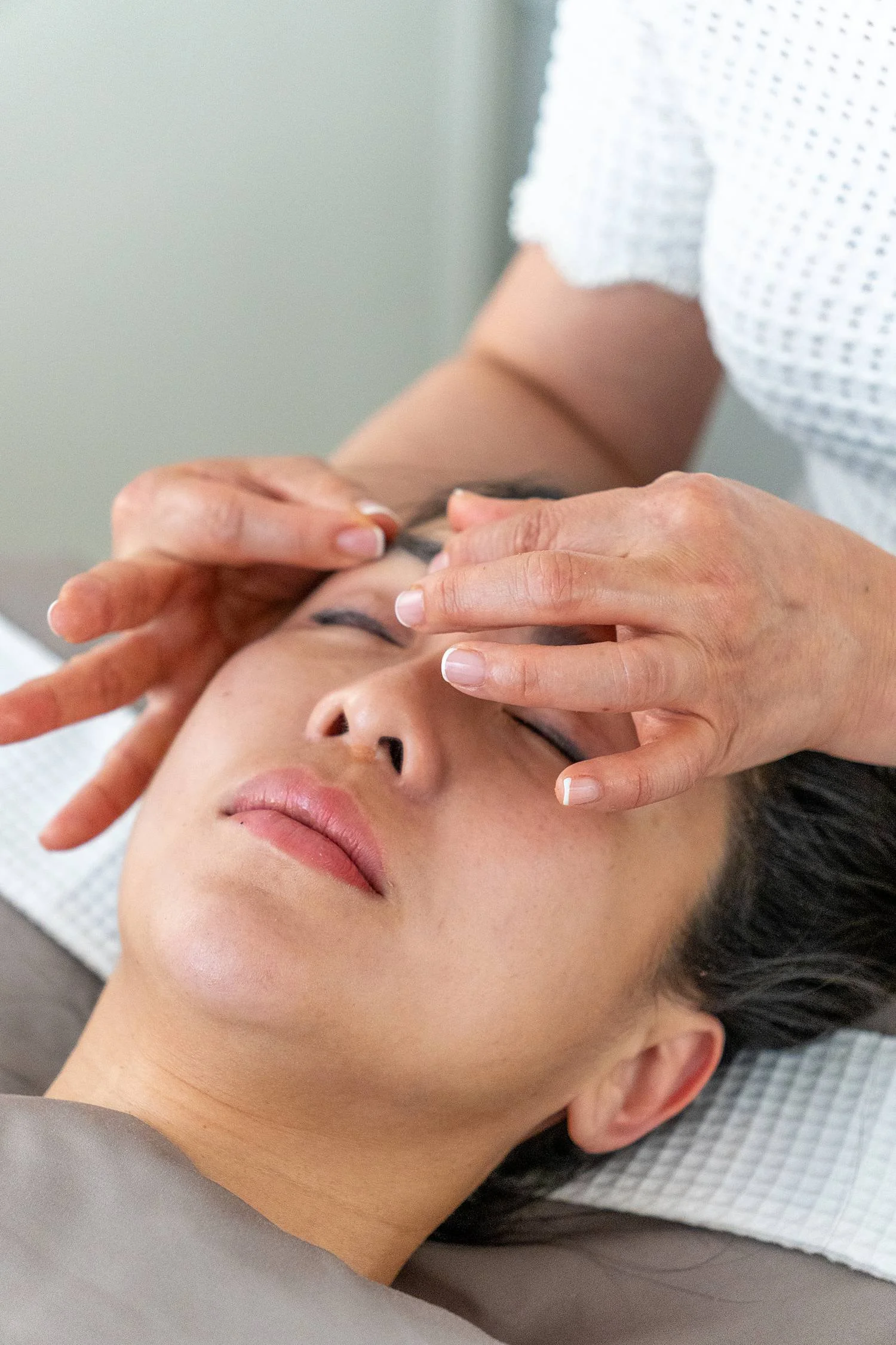 best-facial-vancouver-bc-lumiere-lifting-method_0212.jpg