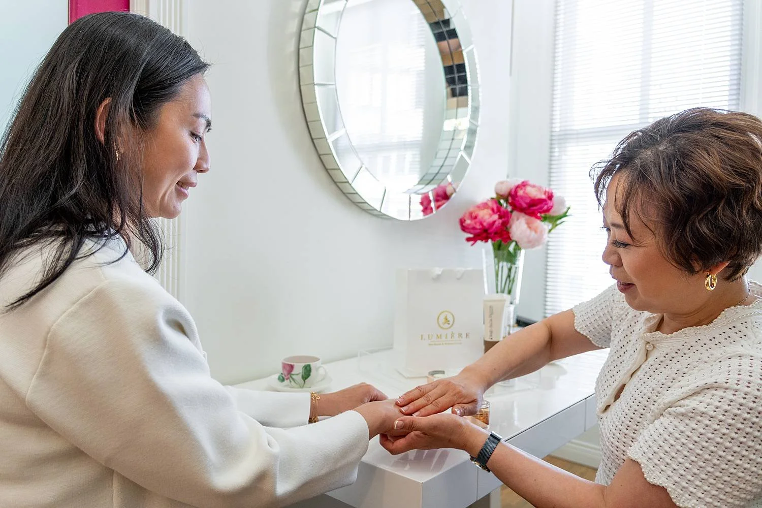 membership-best-facial-vancouver-bc-lumiere-lifting-method