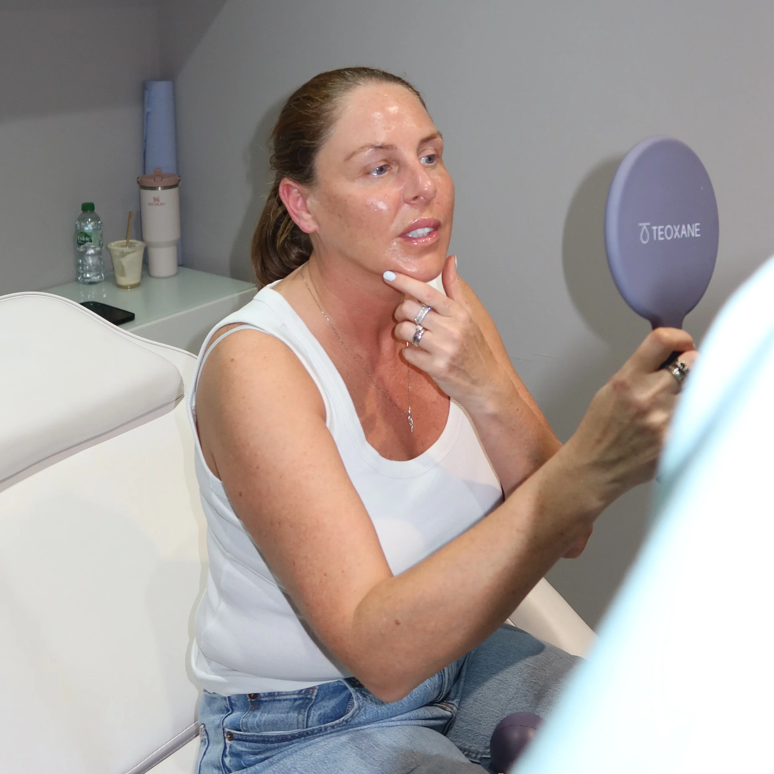 &lsquo;I want to look fresher but not different&rsquo;

Picture 1 &amp; 3: After
Picture 2: Before
Video: After

Using 3.6ml of dermal filler, we focused on areas that had lost volume. 

We created a plan toghether following consultation, and focused