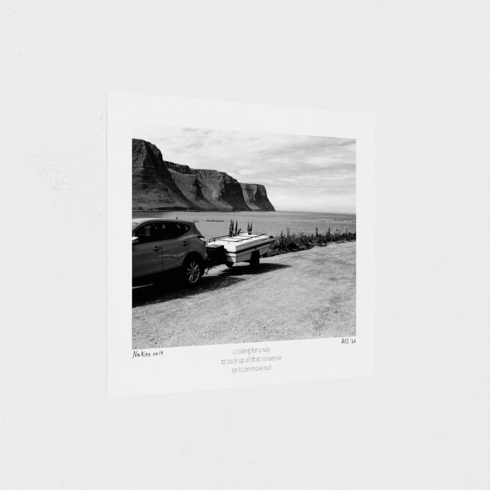 prodigi-GLOBAL-HGE-6X8-papertype_hge-substrateweight_310gsm.jpg