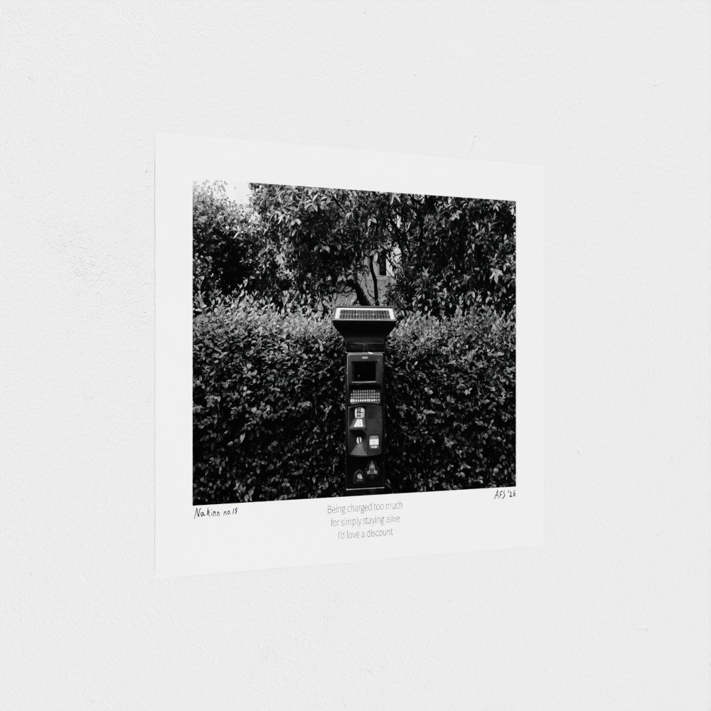 prodigi-GLOBAL-HGE-6X8-papertype_hge-substrateweight_310gsm.jpg