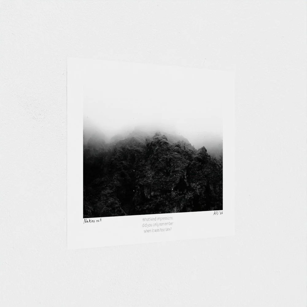 prodigi-GLOBAL-HGE-6X8-papertype_hge-substrateweight_310gsm.jpg