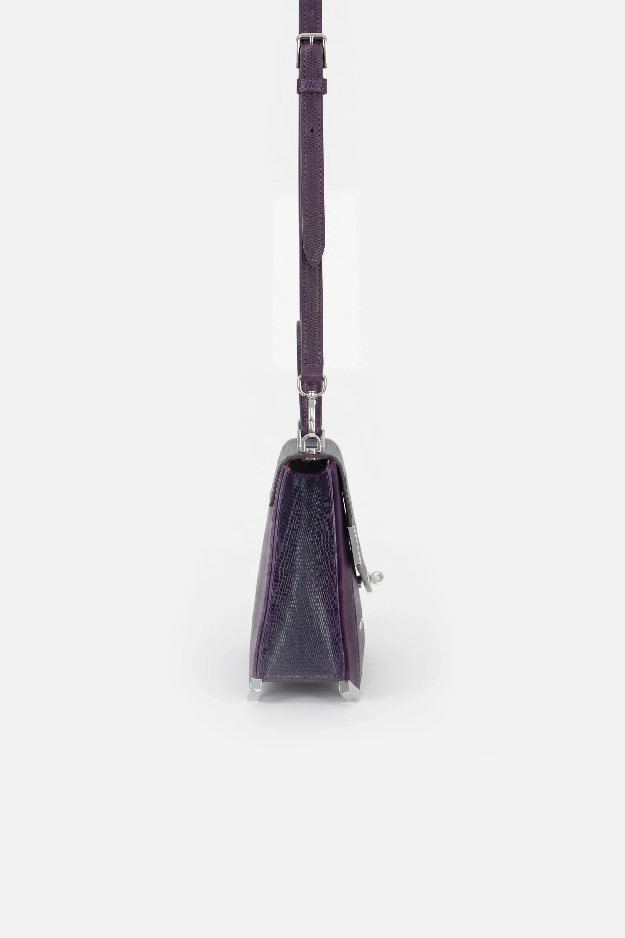 noborita-Eiffel Evo dark purple side.webp (Copy)