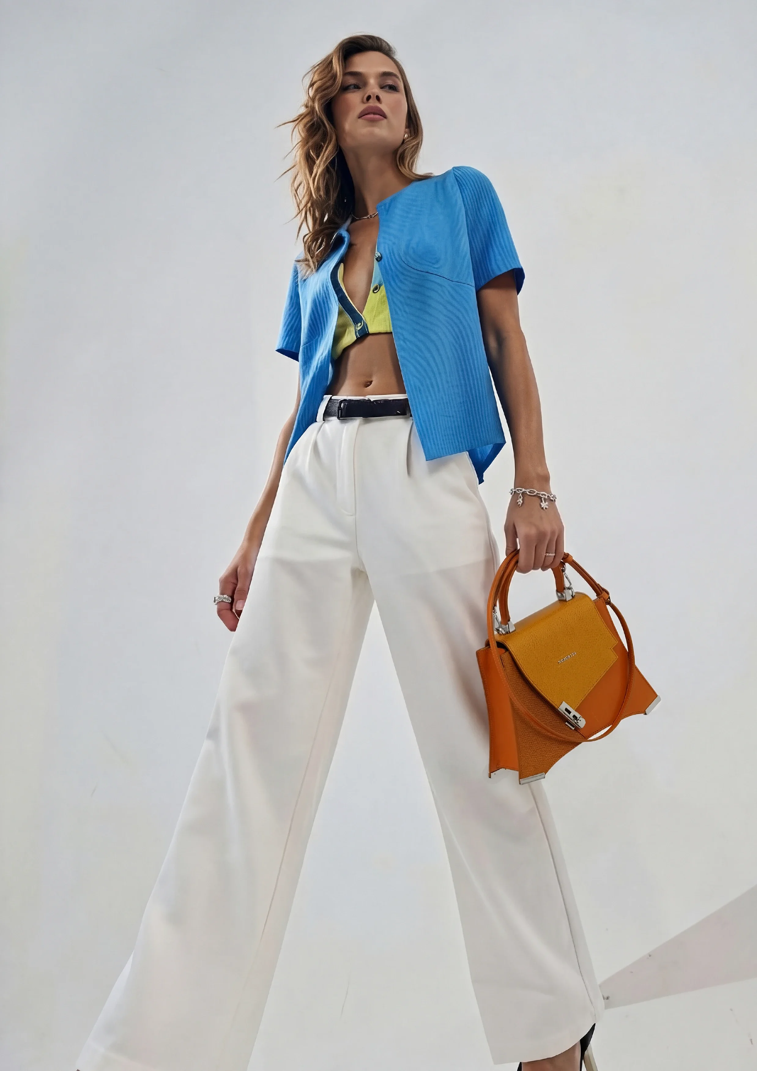 ana ylw bag eiffel-3500px.webp