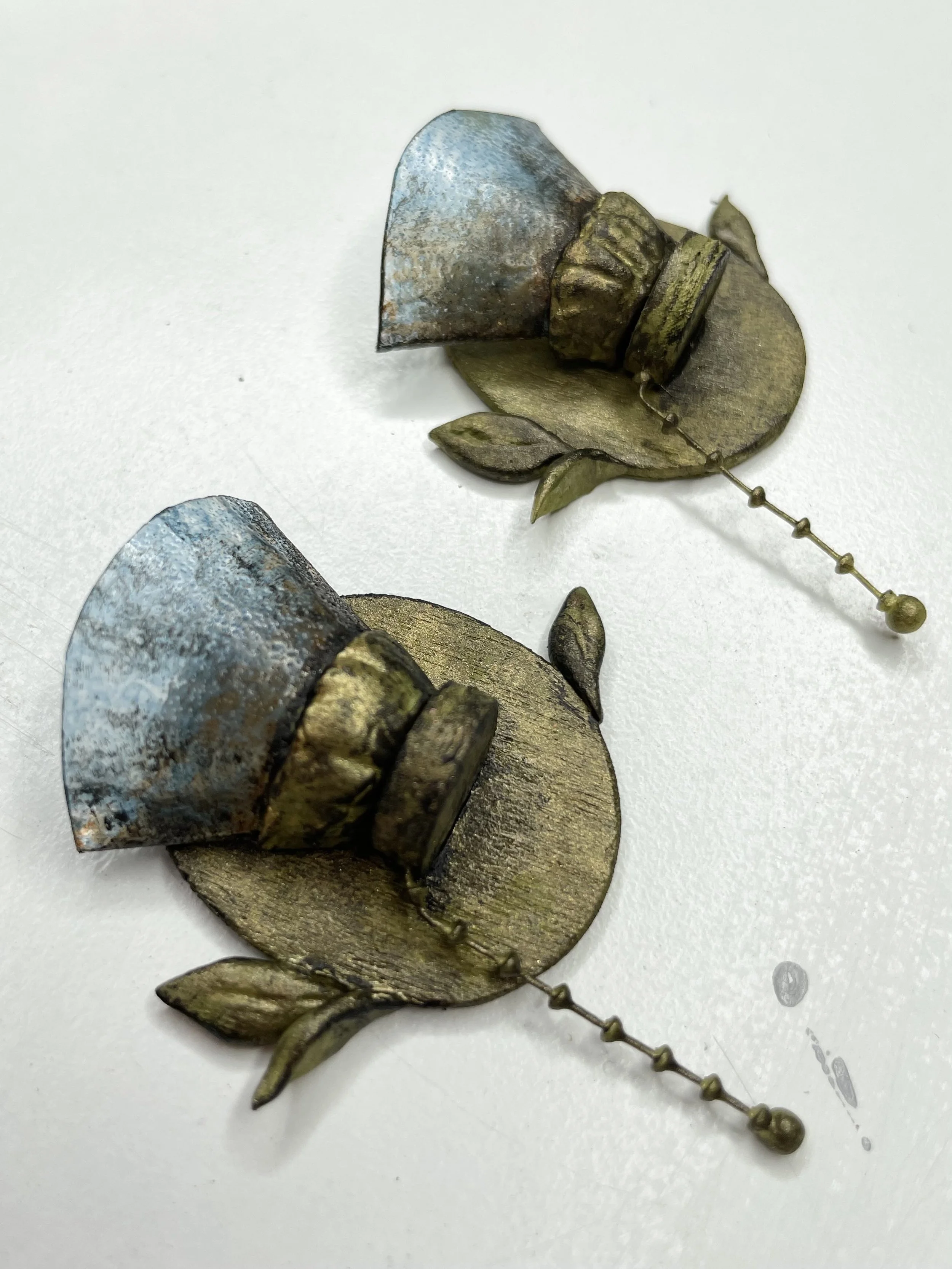Sconce_finished.jpg