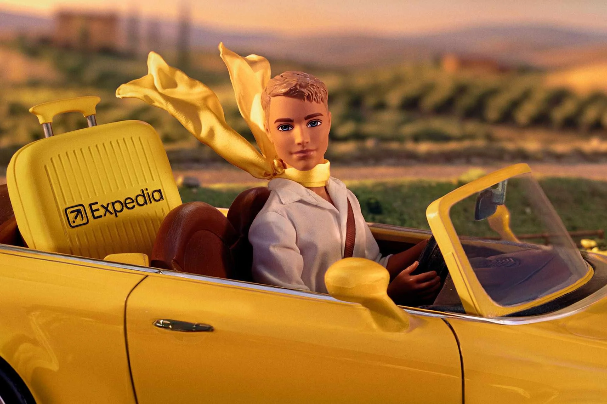 Ken_expedia_still.jpeg