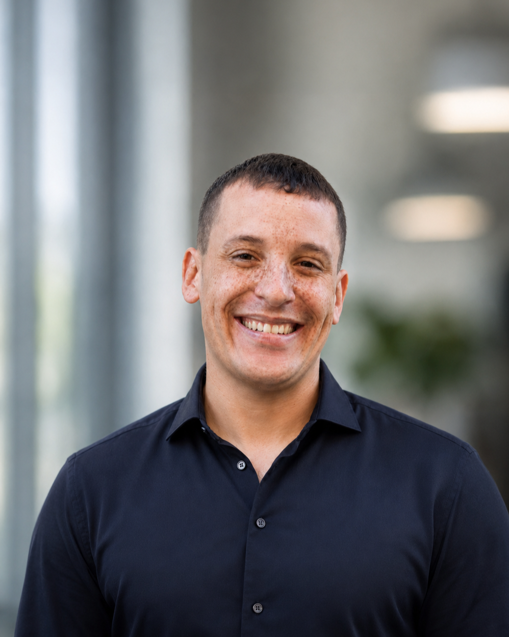 Dominic Amenta headshot